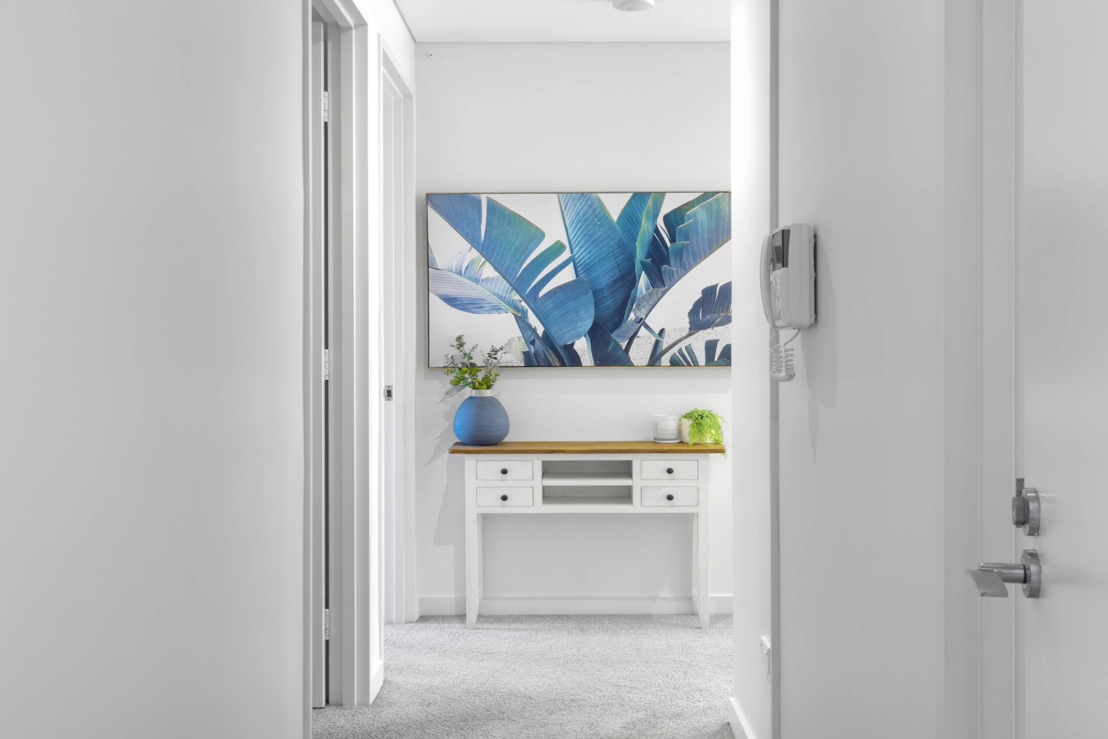 4 / 20 Hawkesbury Avenue, Dee Why NSW 2099, Dee Why - Thumbnail 3