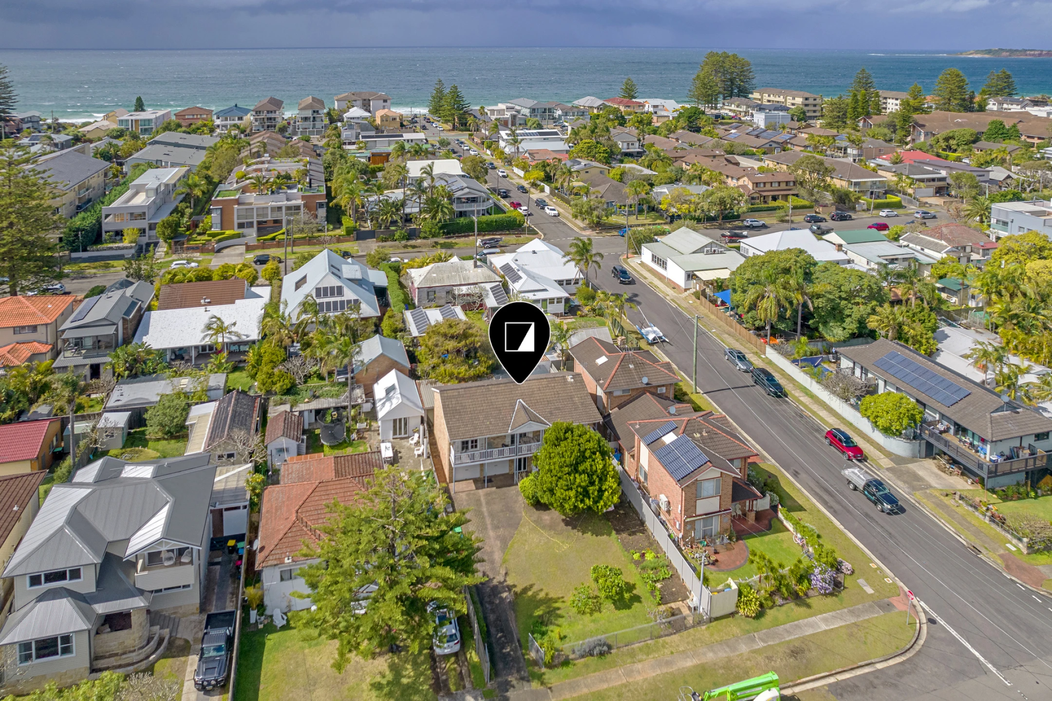 23 Lisle Street, Narrabeen NSW 2101, Narrabeen - Thumbnail 2