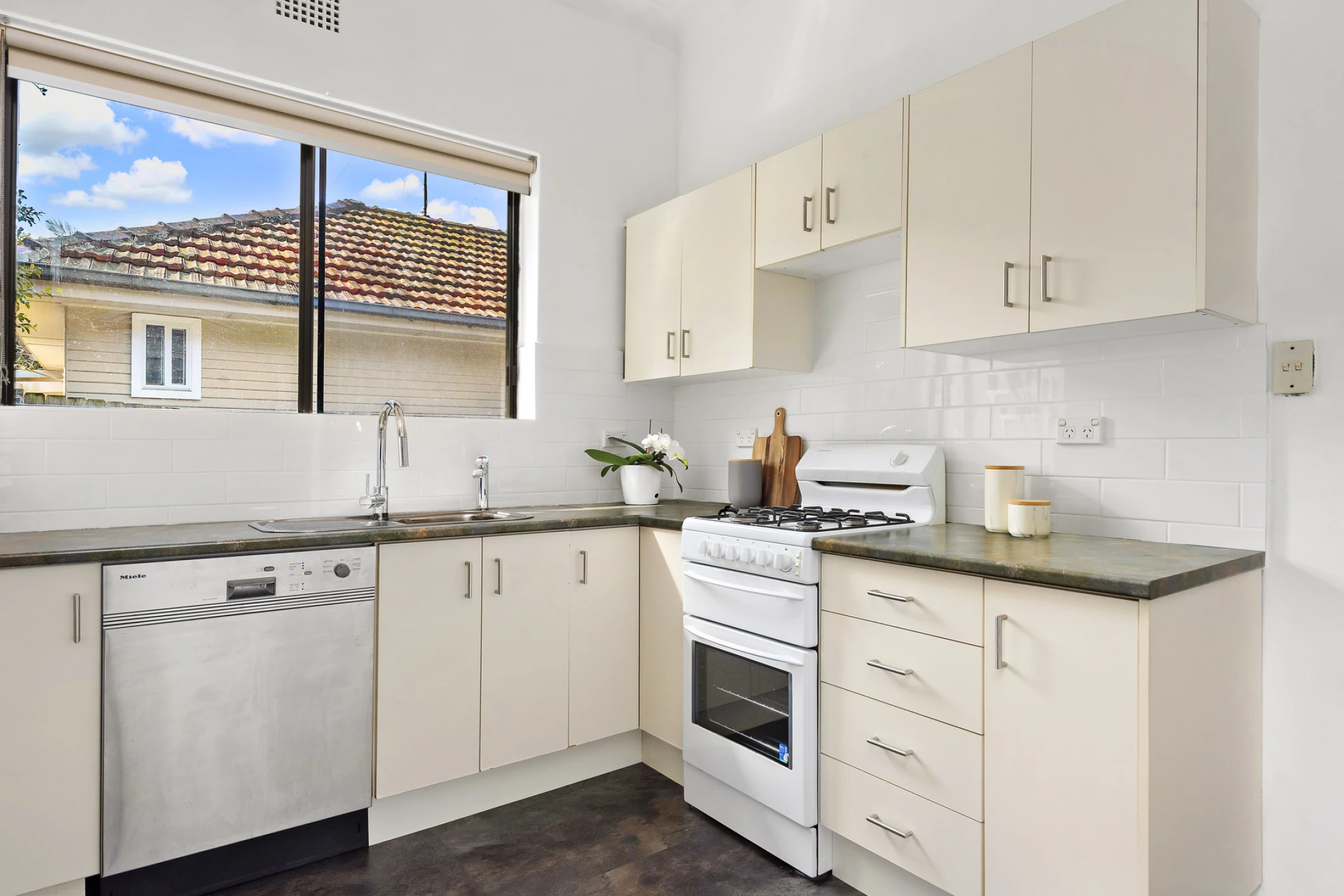 3 Maranui Avenue, Dee Why NSW 2099, Dee Why - Thumbnail 5
