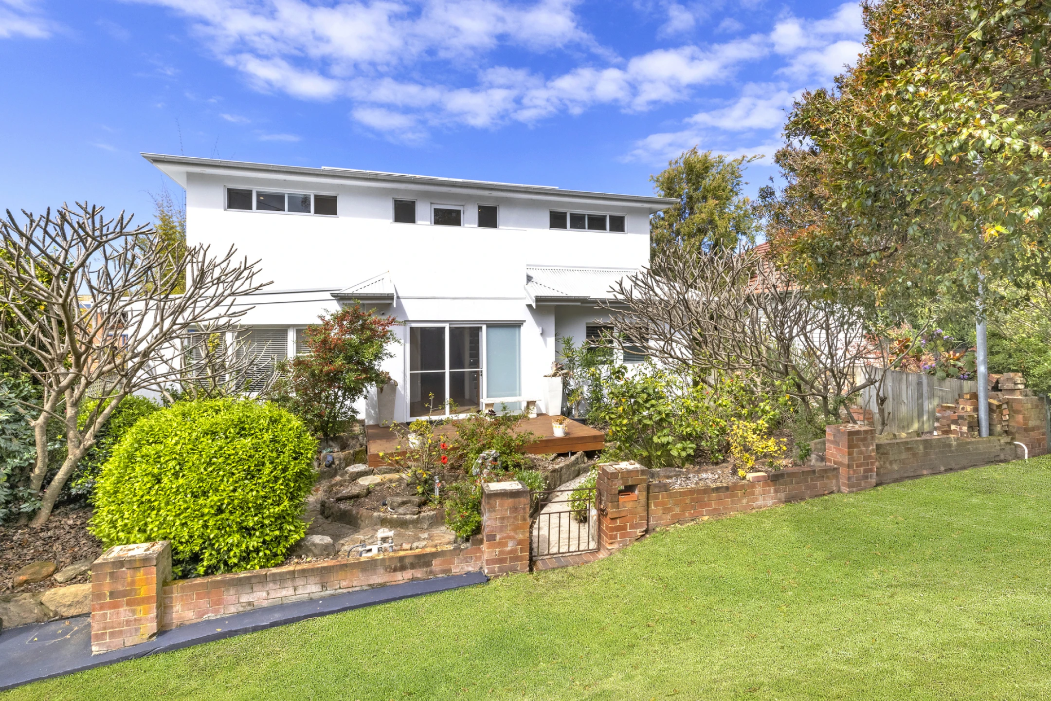 27 Highview Avenue, Manly Vale NSW 2093, Manly Vale - Thumbnail 2