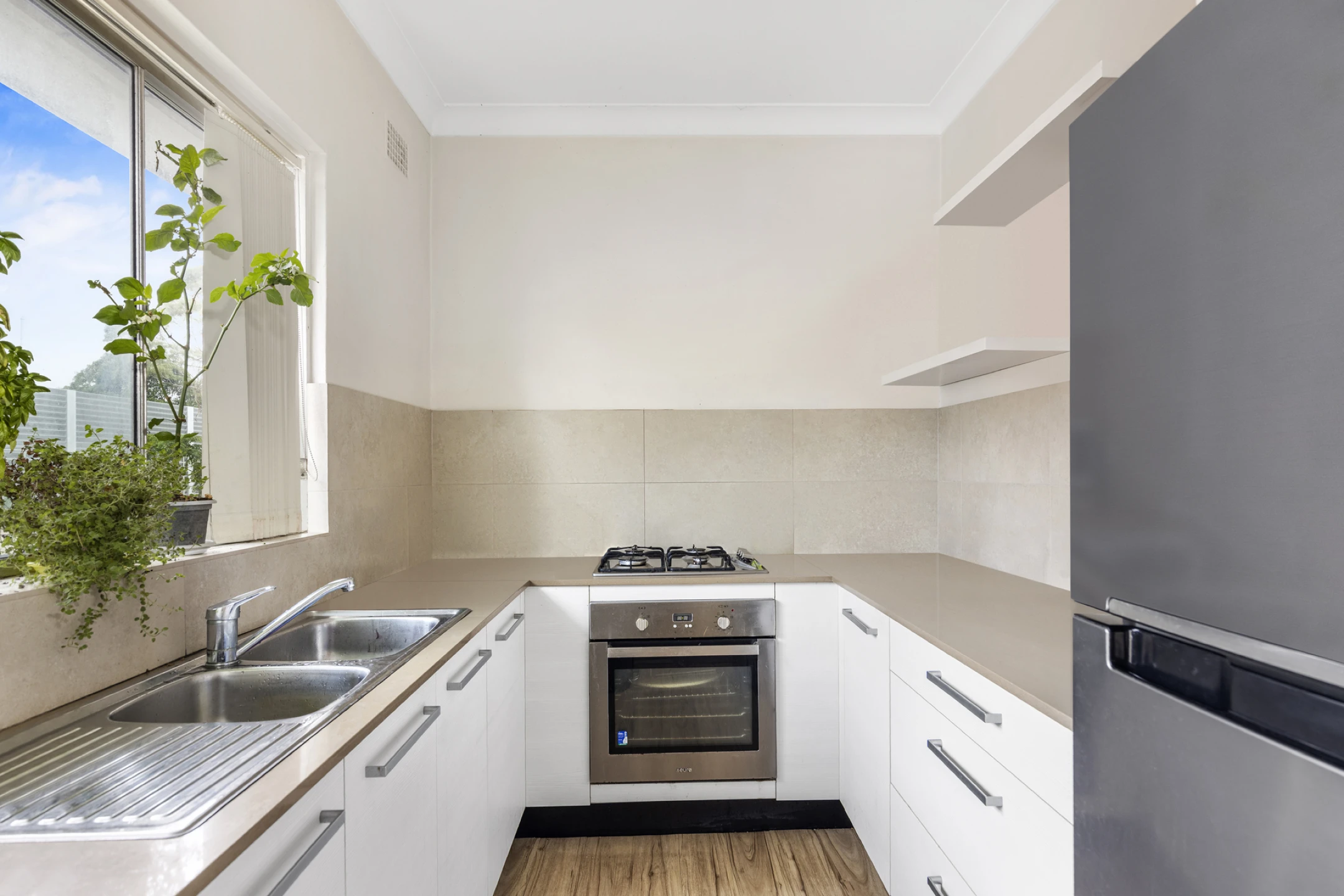 6 / 4 Holborn Avenue, Dee Why NSW 2099, Dee Why - Thumbnail 5