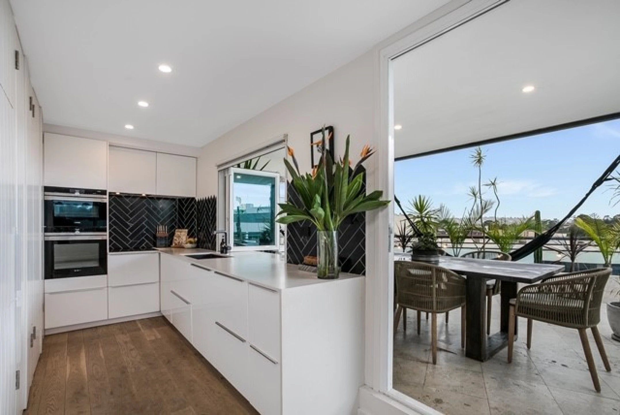 303 / 637 Pittwater Road, Dee Why NSW 2099, Dee Why - Thumbnail 5