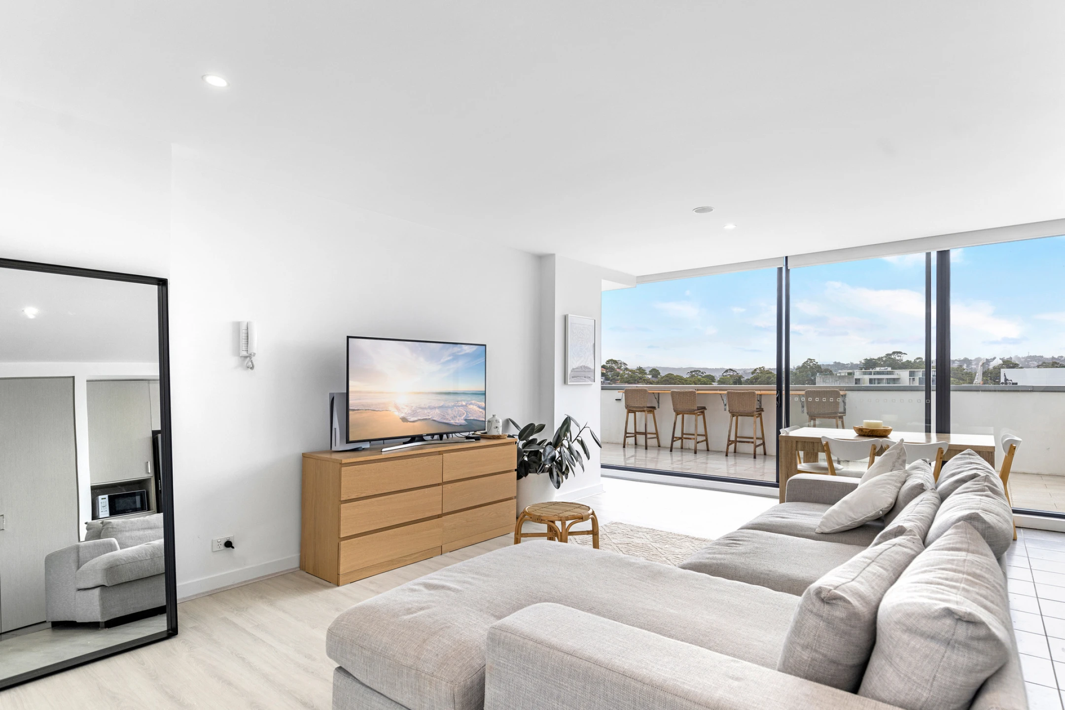 604 / 16 Sturdee Parade, Dee Why NSW 2099, Dee Why - Thumbnail 4