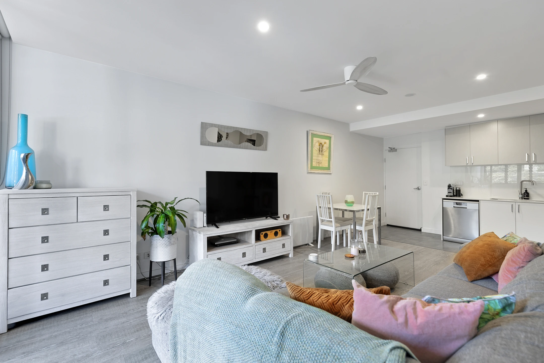102 / 16-22 Sturdee Parade, Dee Why NSW 2099, Dee Why - Thumbnail 6