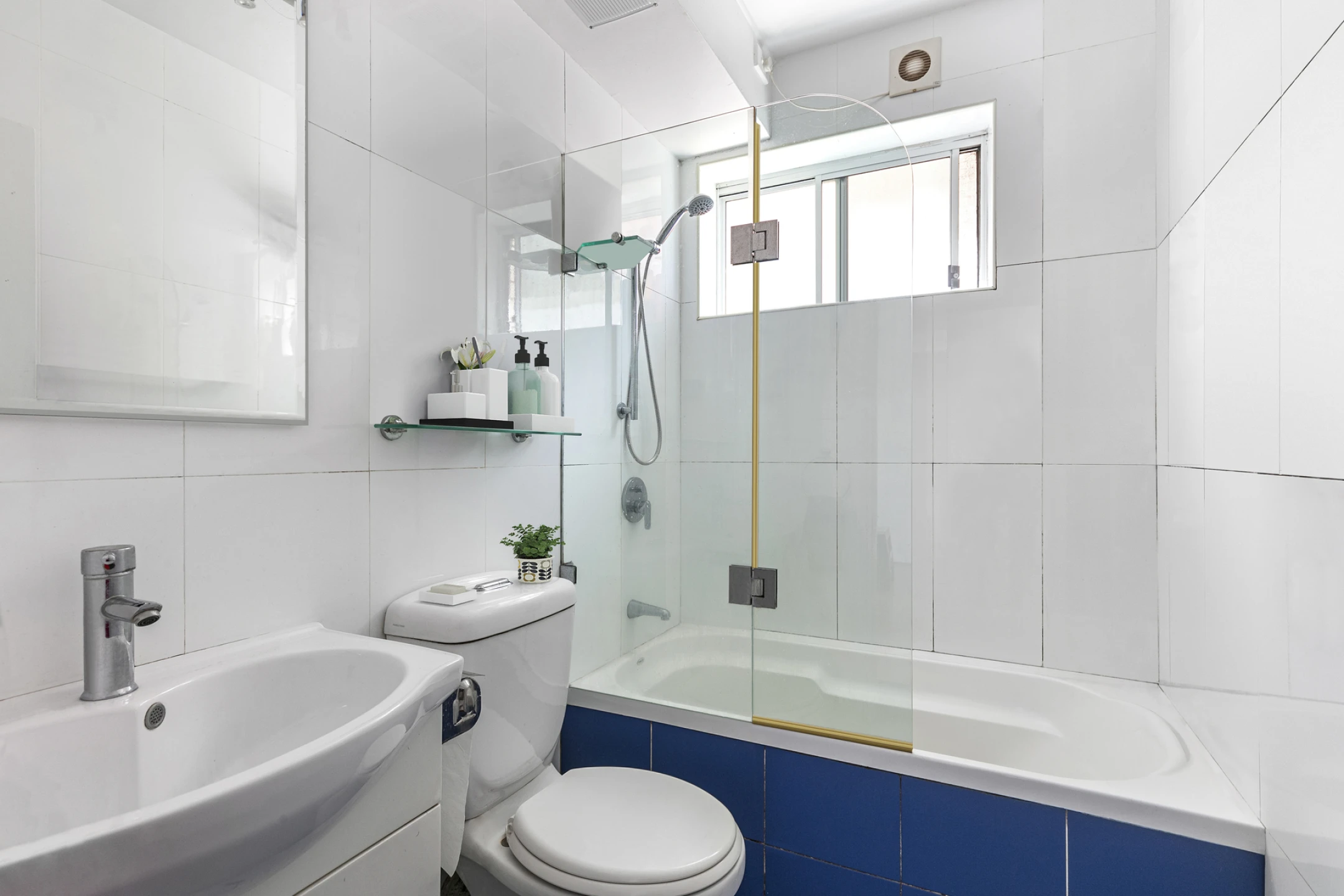 2 / 6 Francis Street, Dee Why NSW 2099, Dee Why - Thumbnail 7