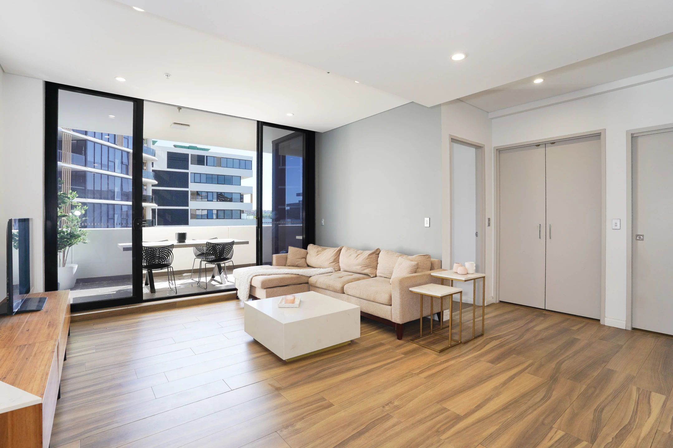 463 / 28 Oaks Avenue, Dee Why NSW 2099, Dee Why - Thumbnail 2