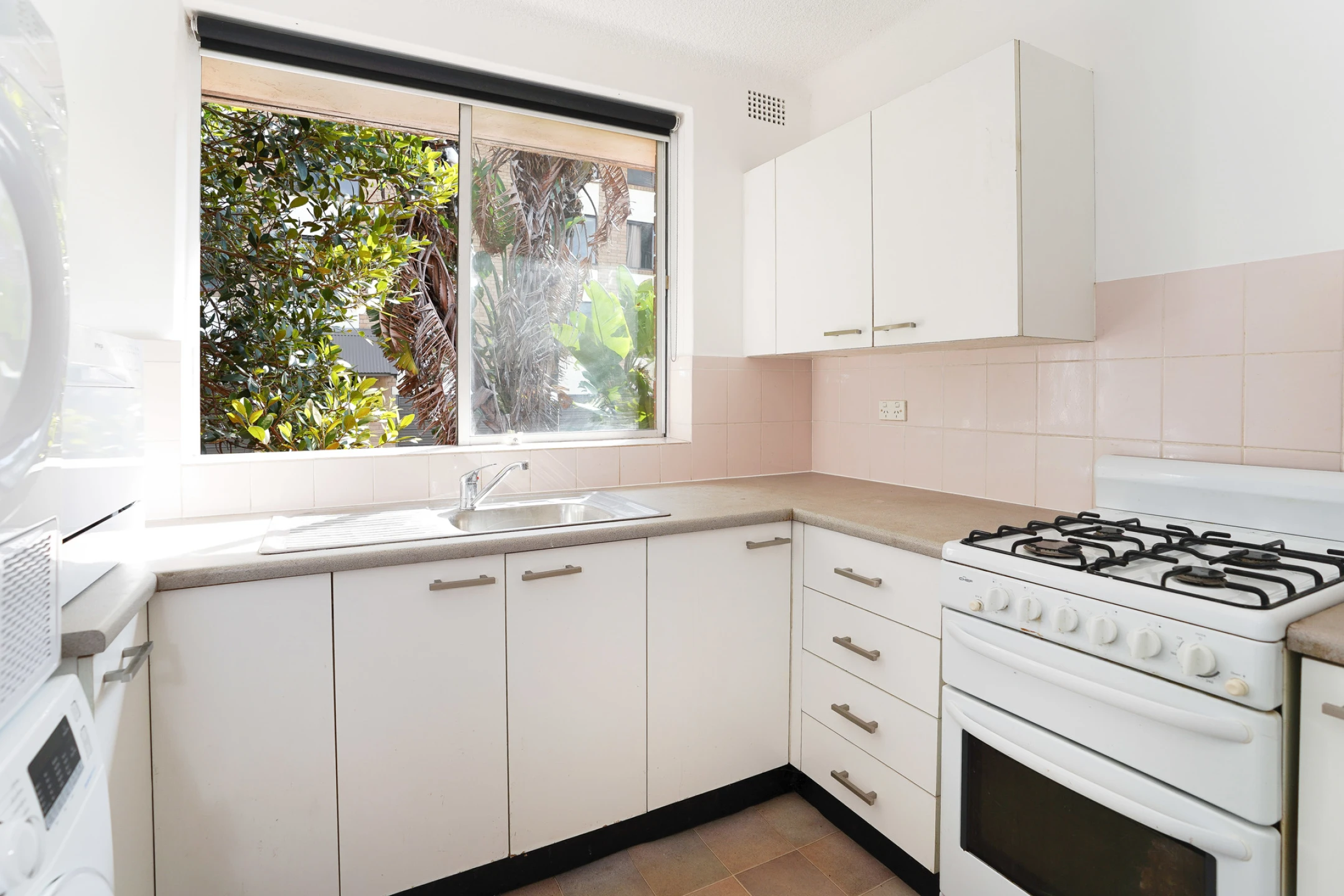 15 / 8 Francis Street, Dee Why NSW 2099, Dee Why - Thumbnail 4