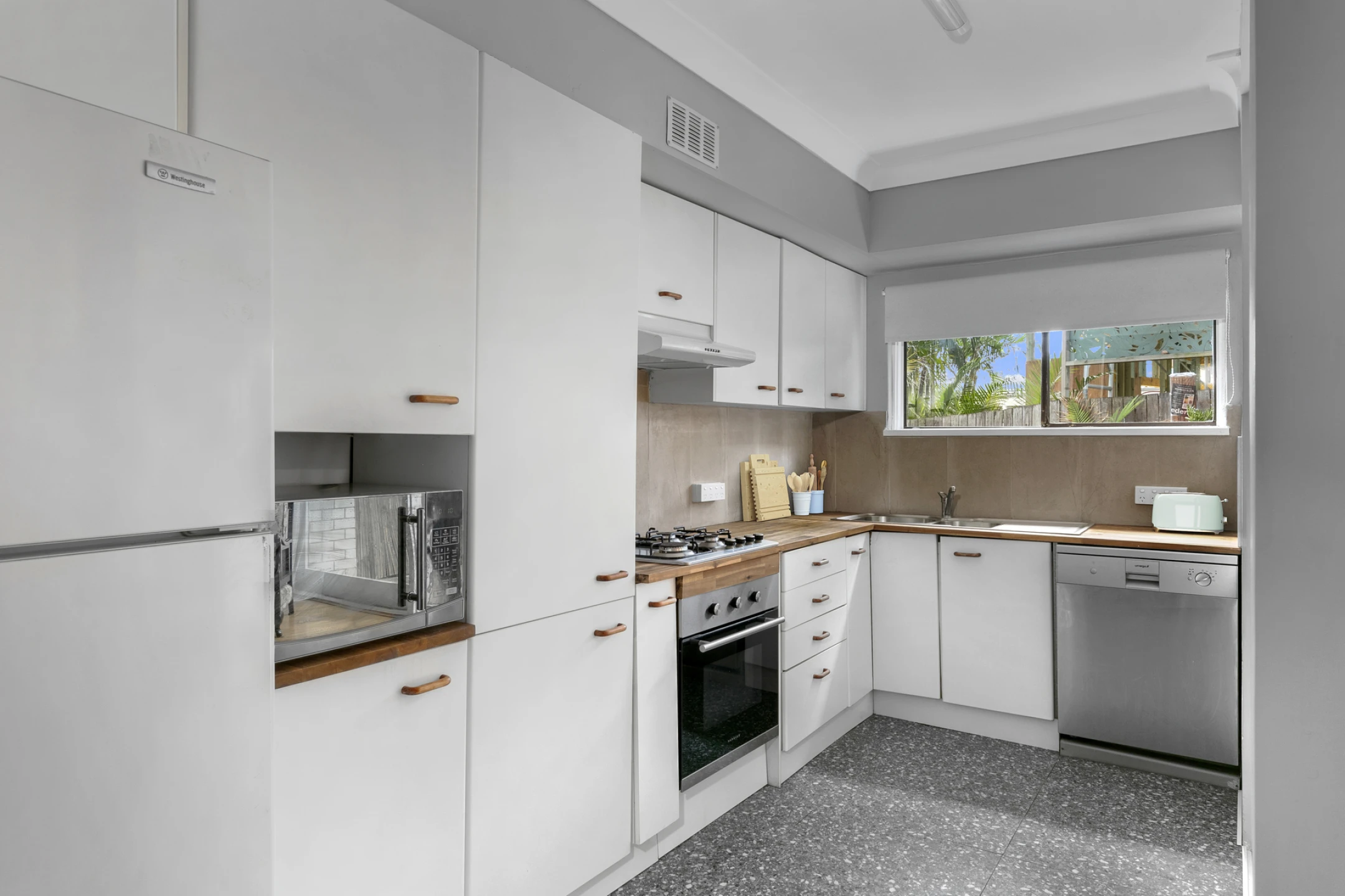 9 / 27 Tor Road, Dee Why NSW 2099, Dee Why - Thumbnail 8