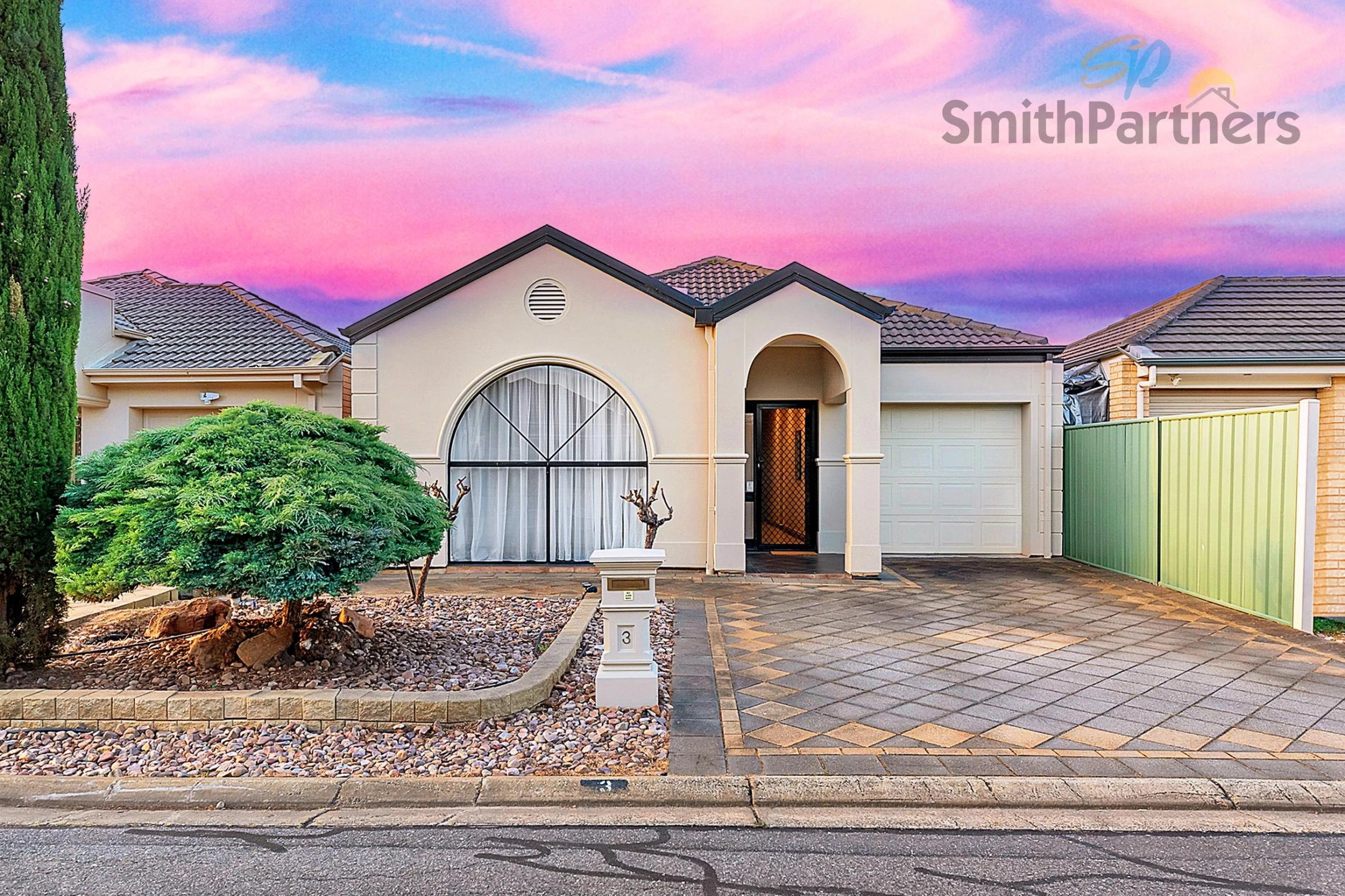 Property enquiry form background image