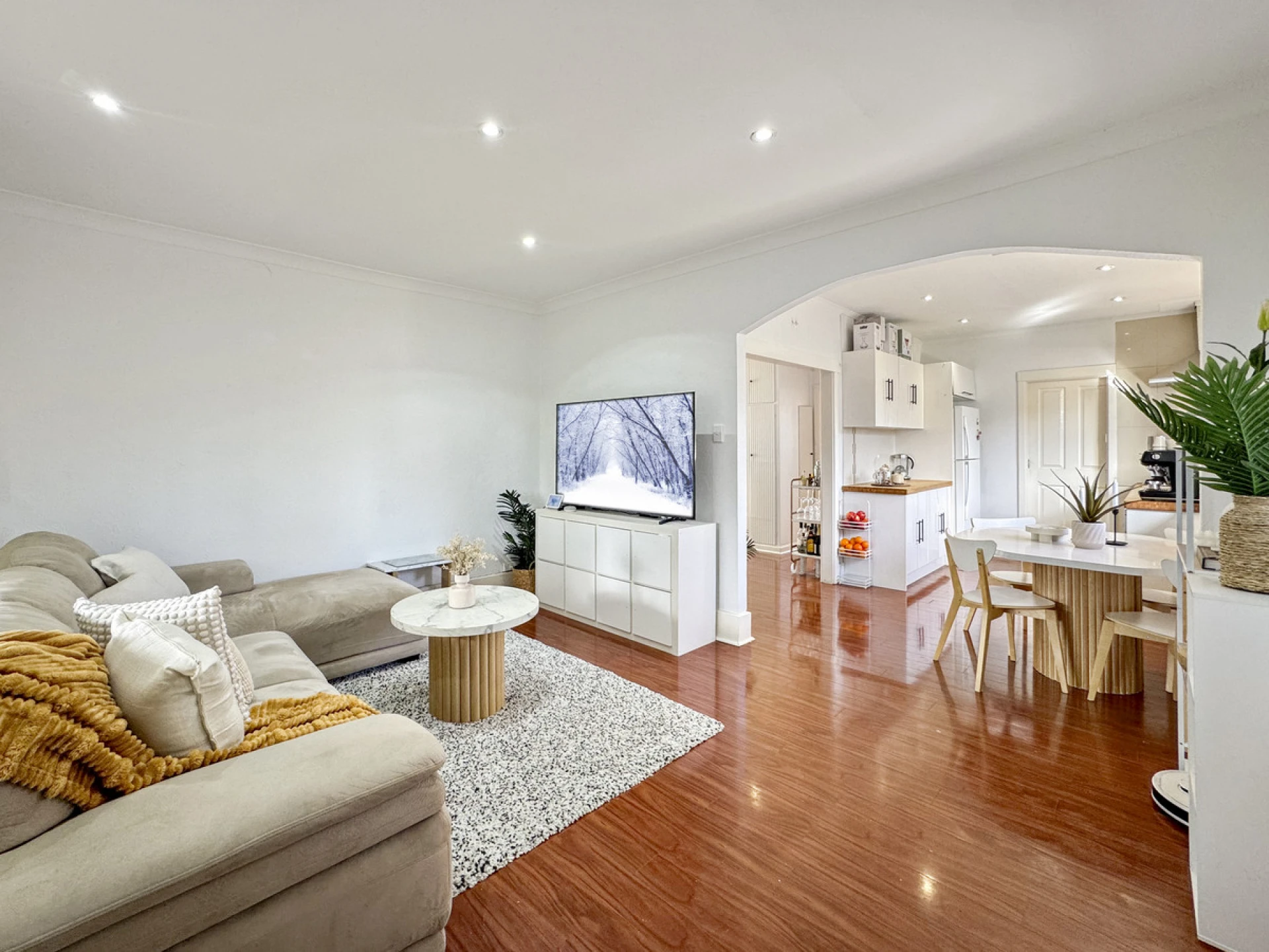 Property enquiry form background image
