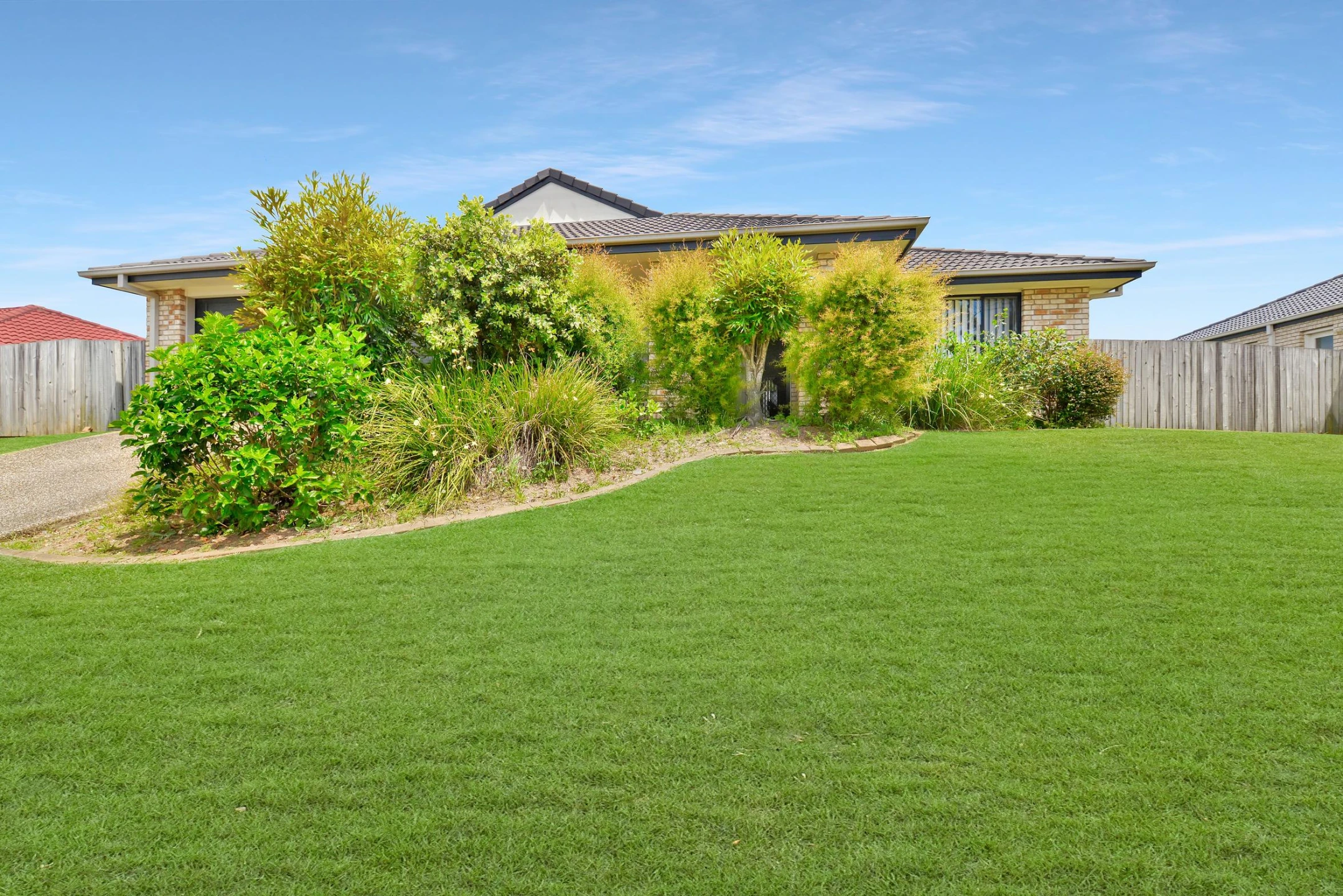 8 Freesia Court, Ormeau QLD 4208, Ormeau - Thumbnail 2