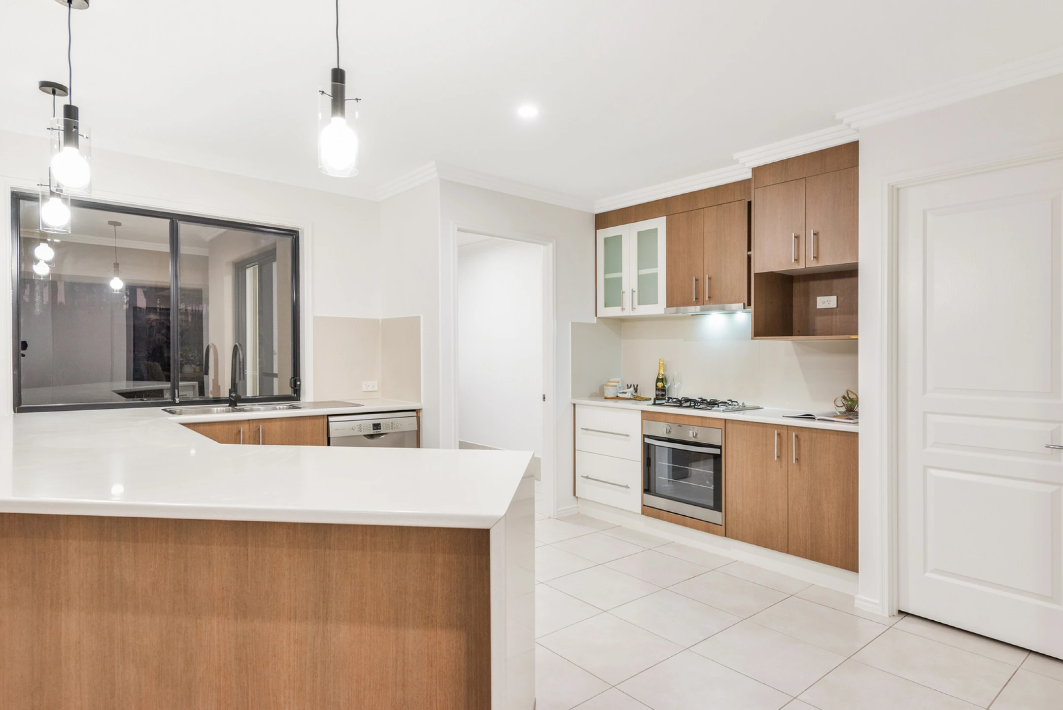 6 Glenafton Court, ORMEAU QLD 4208, Ormeau - Thumbnail 7