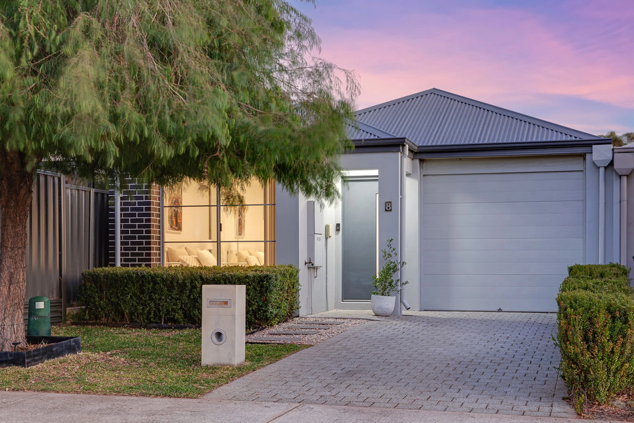 Property enquiry form background image
