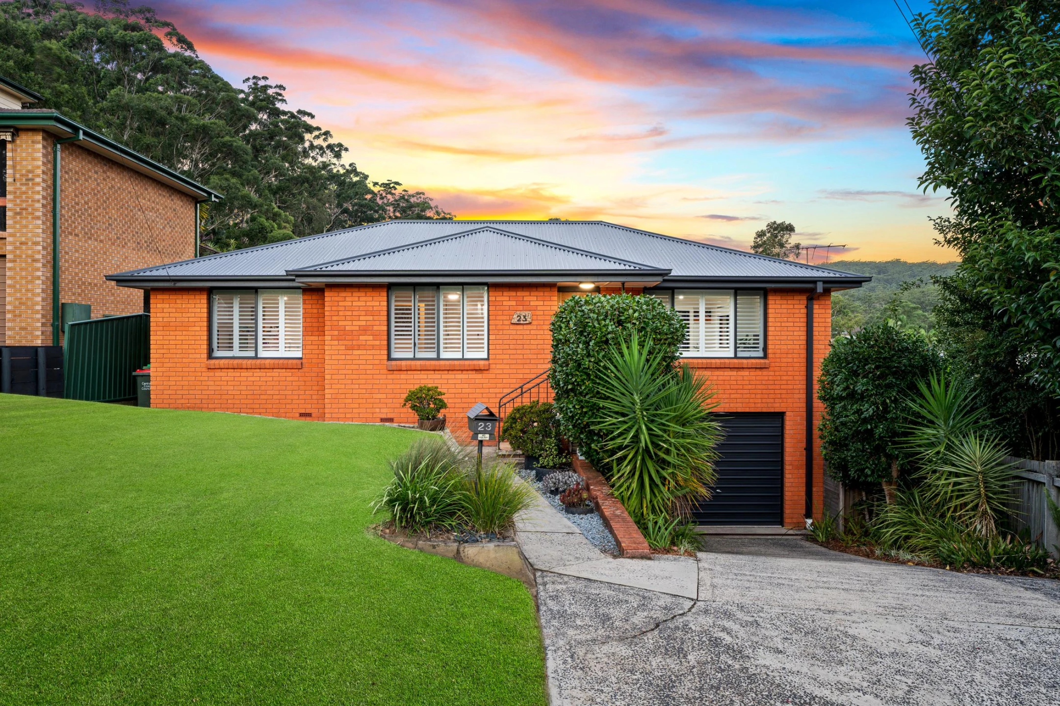 Property enquiry form background image