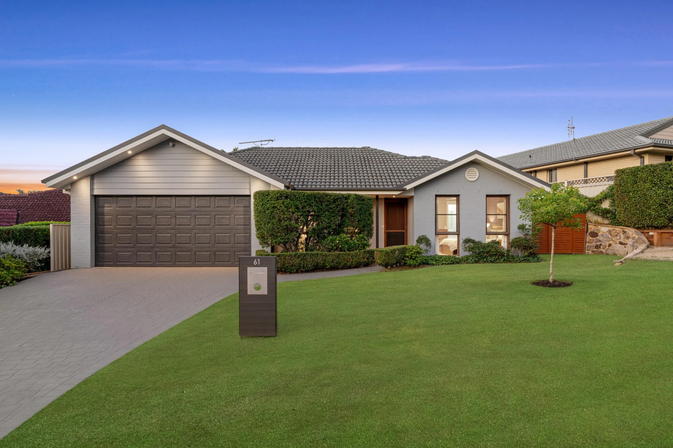 Property enquiry form background image