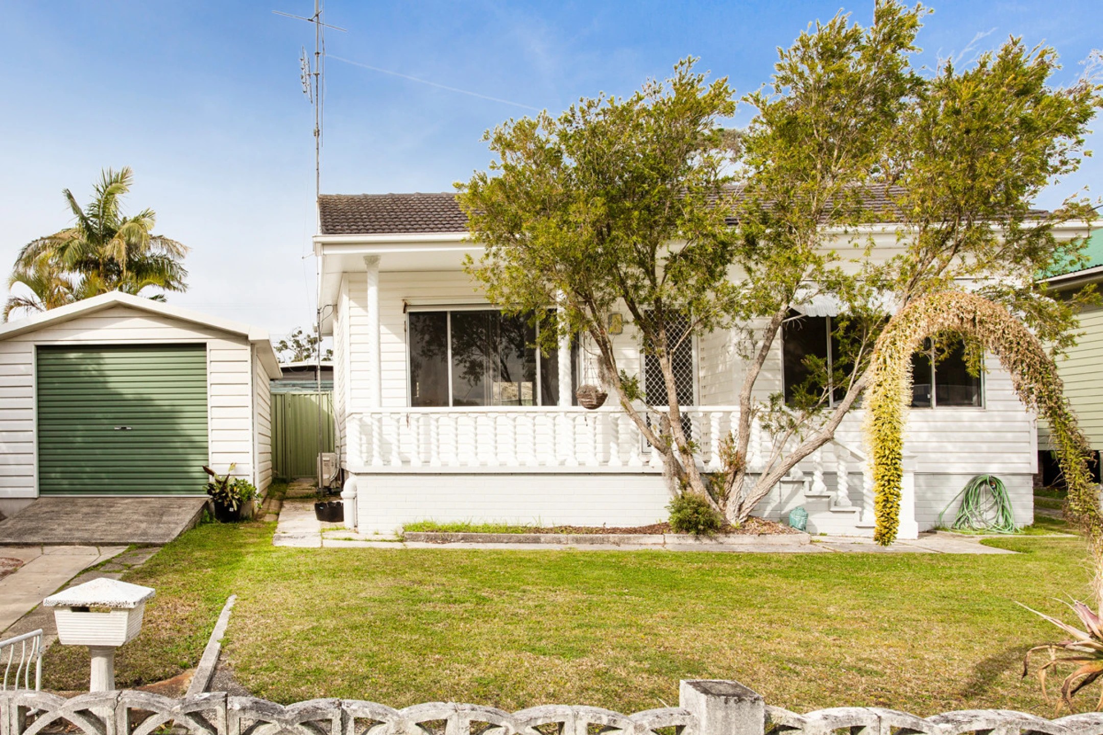 Property enquiry form background image