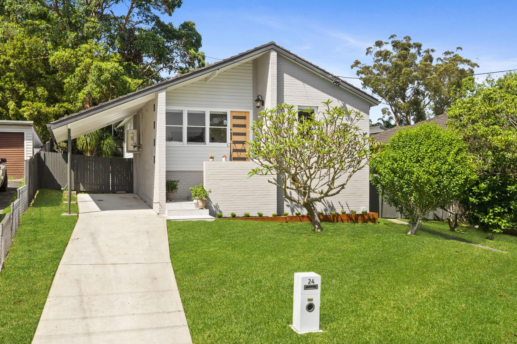 Property enquiry form background image