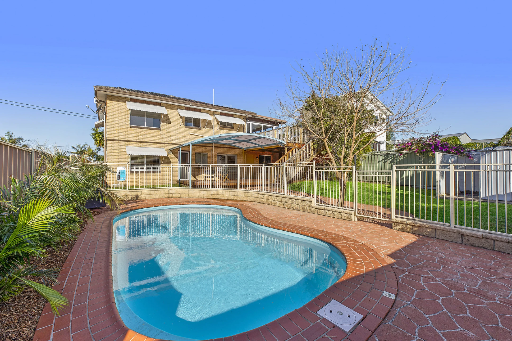 Property enquiry form background image
