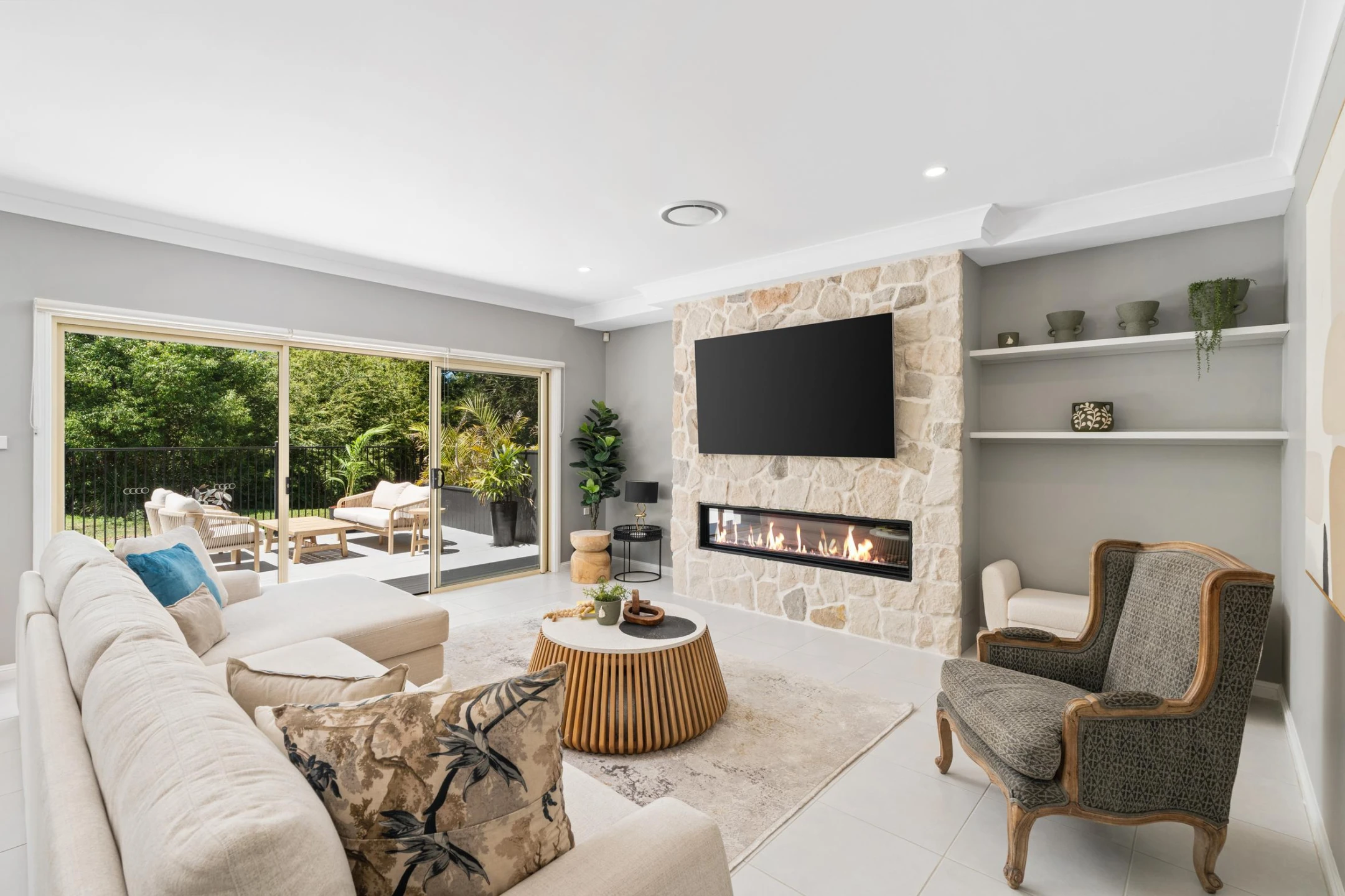 Property enquiry form background image