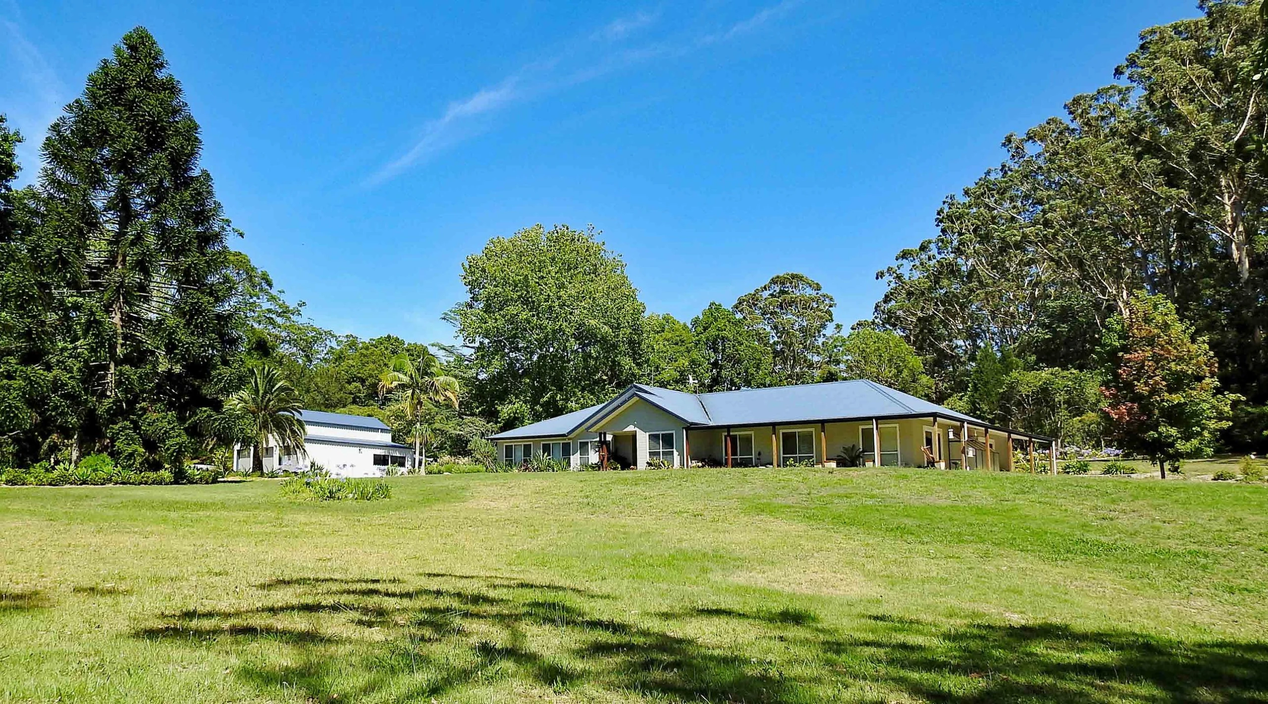 Property enquiry form background image