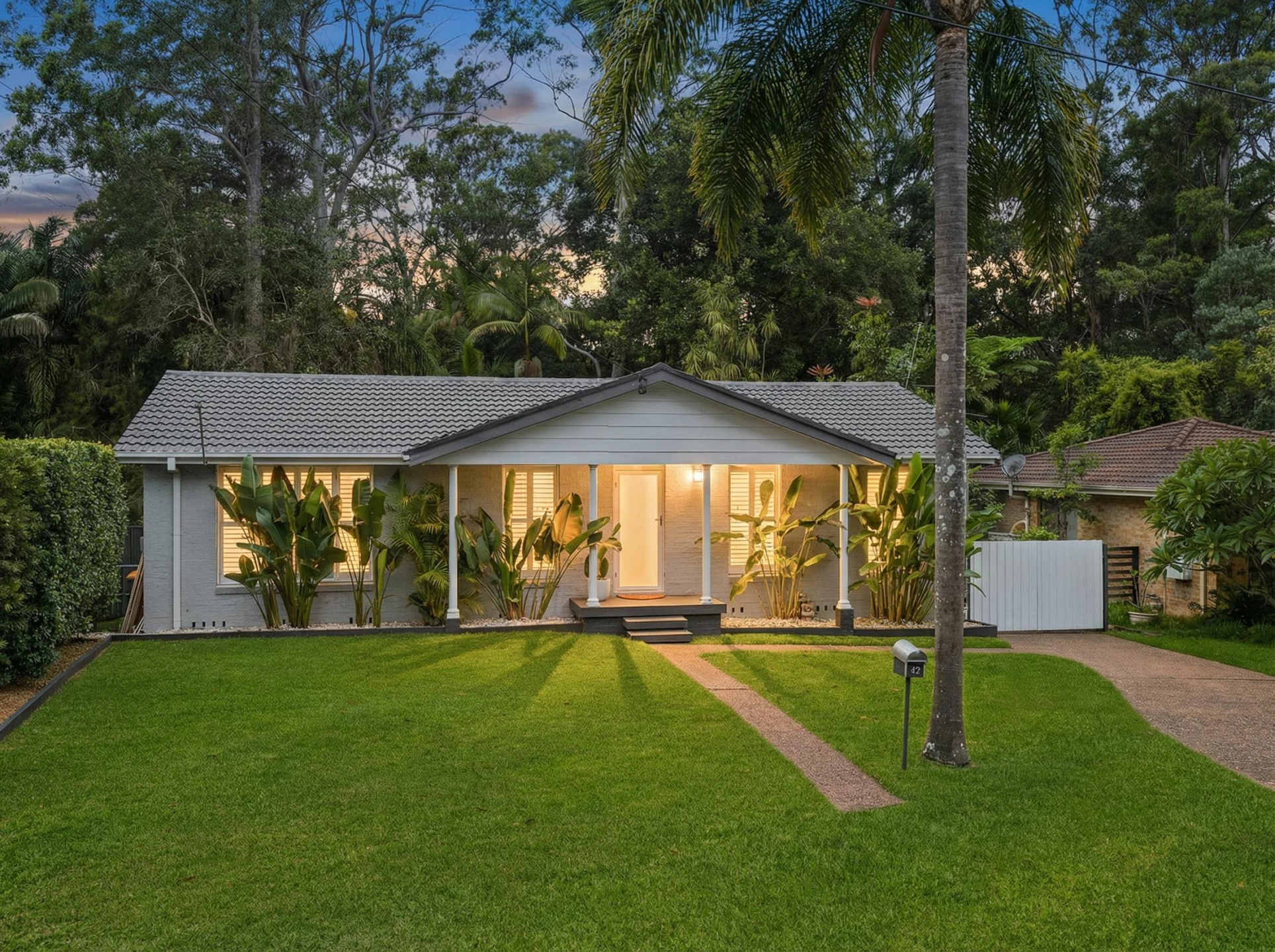 Property enquiry form background image