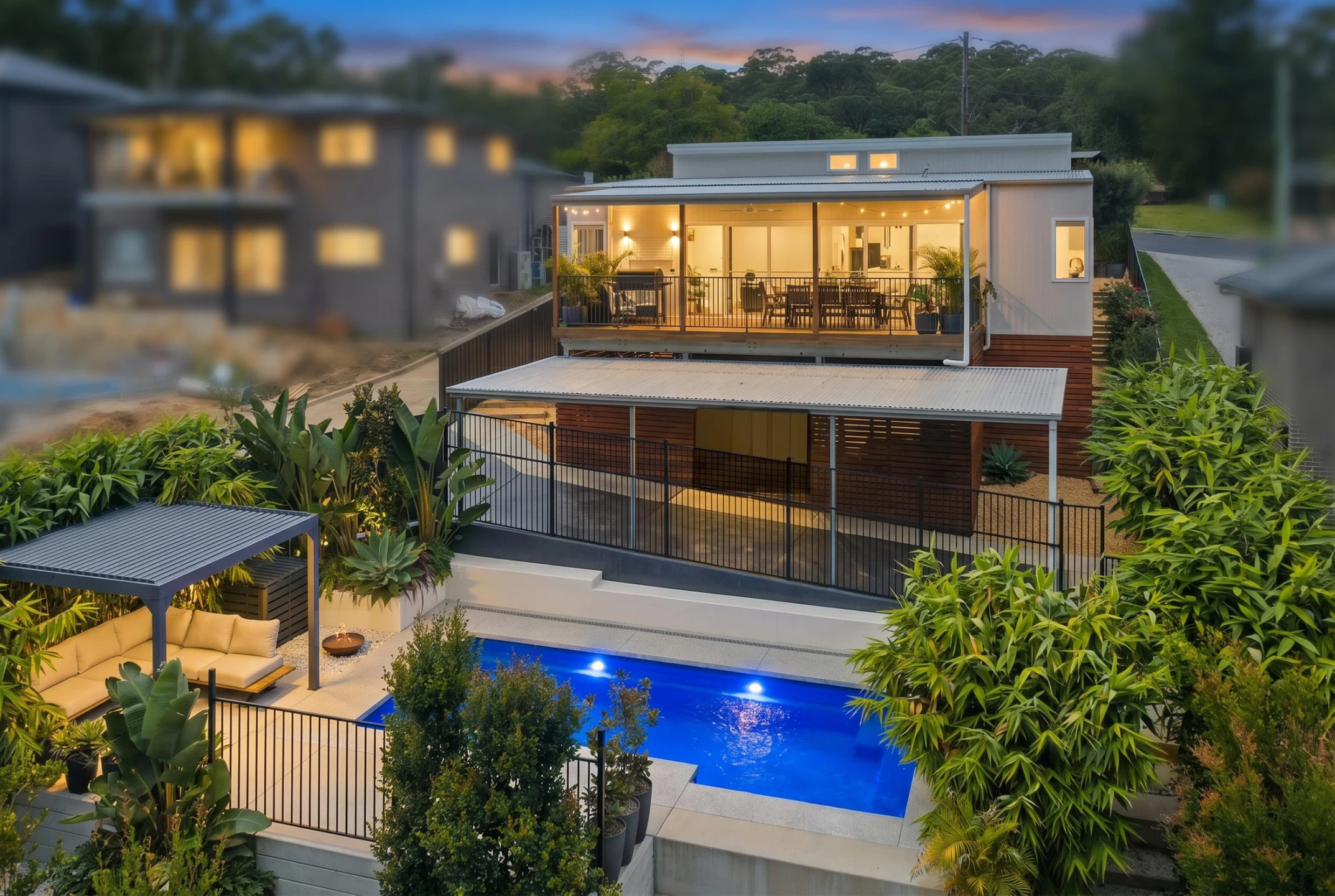 Property enquiry form background image