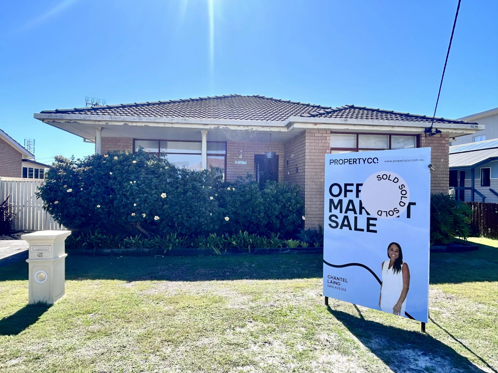 Property enquiry form background image