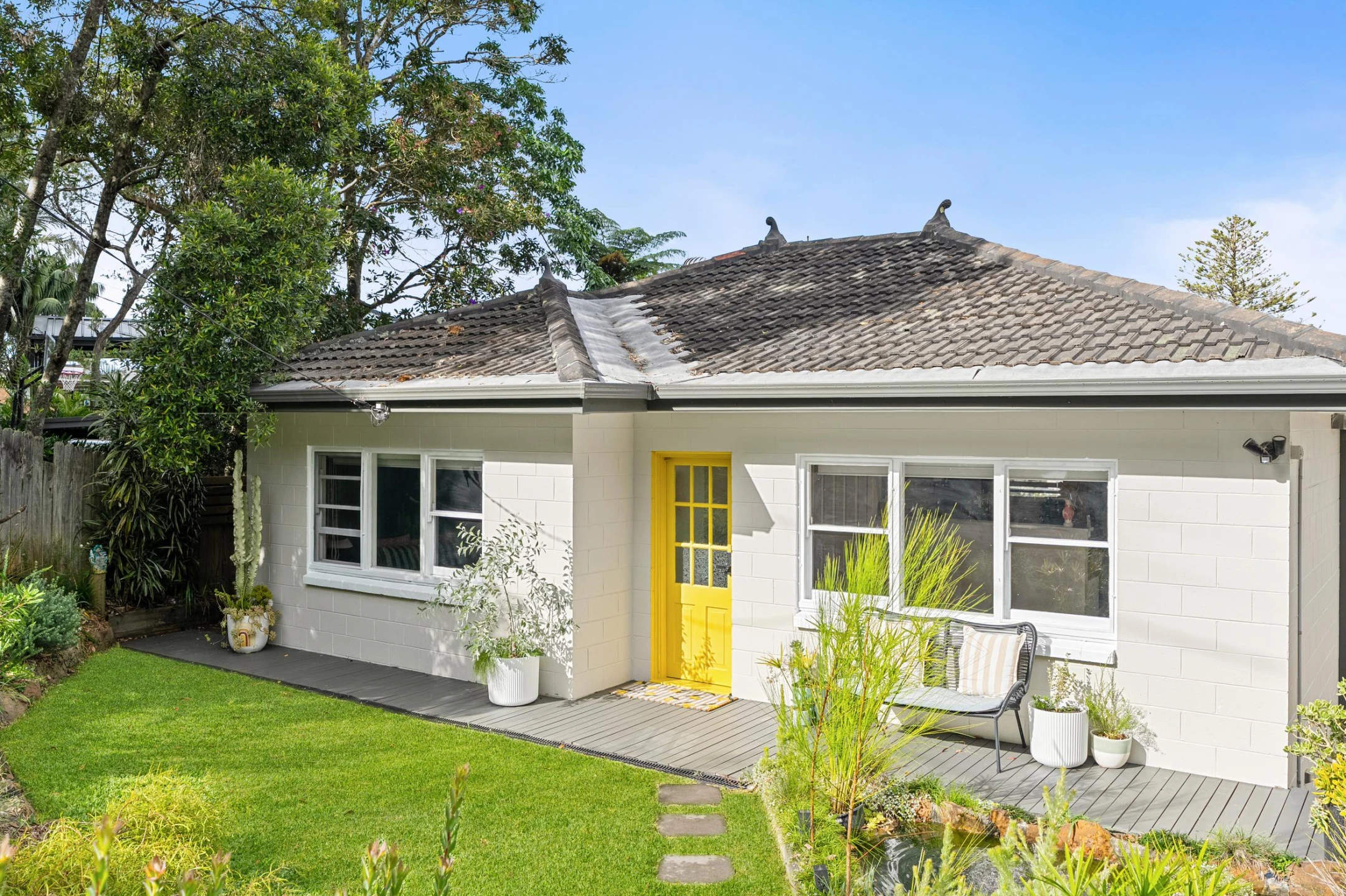 Property enquiry form background image