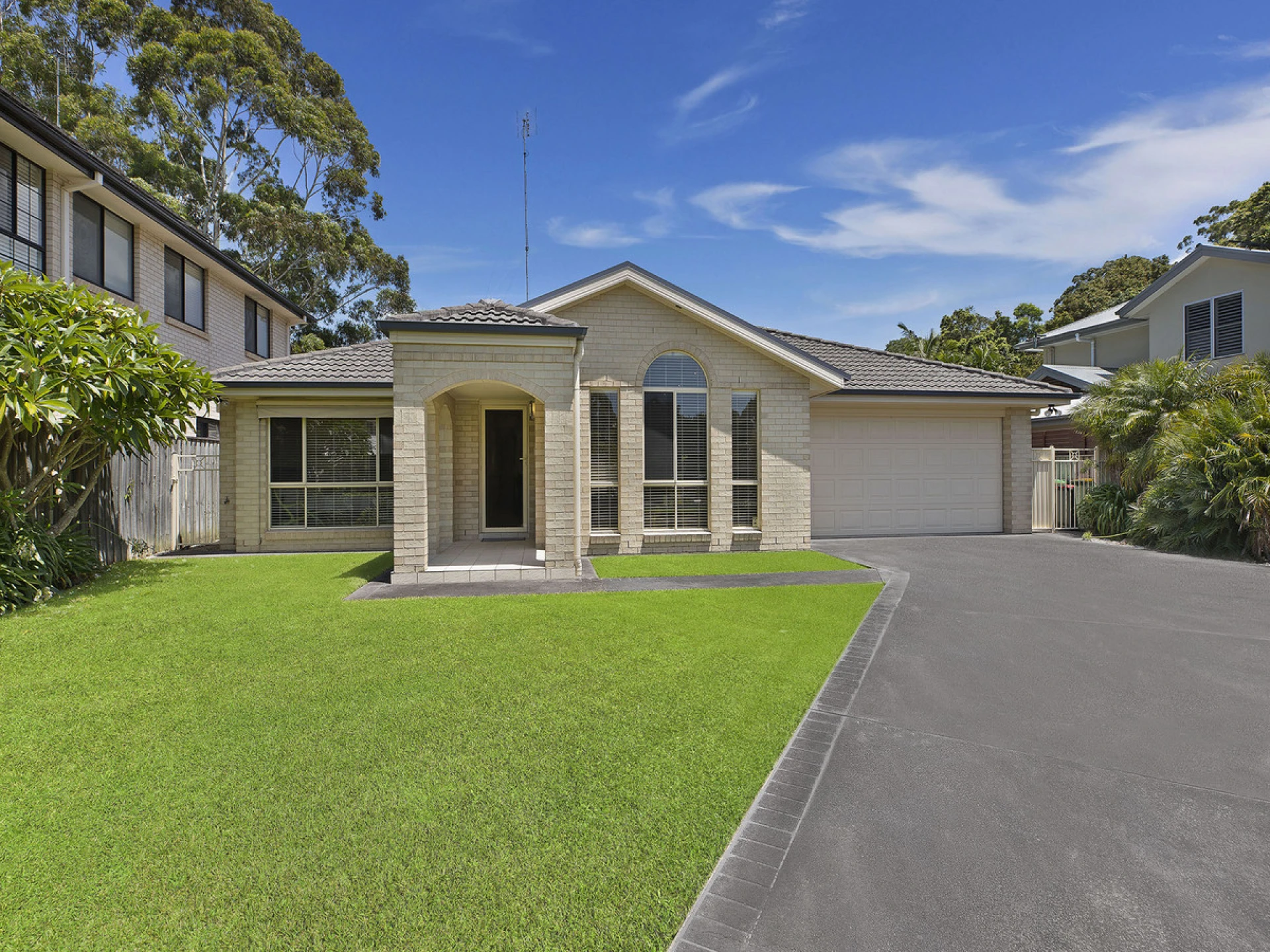 Property enquiry form background image