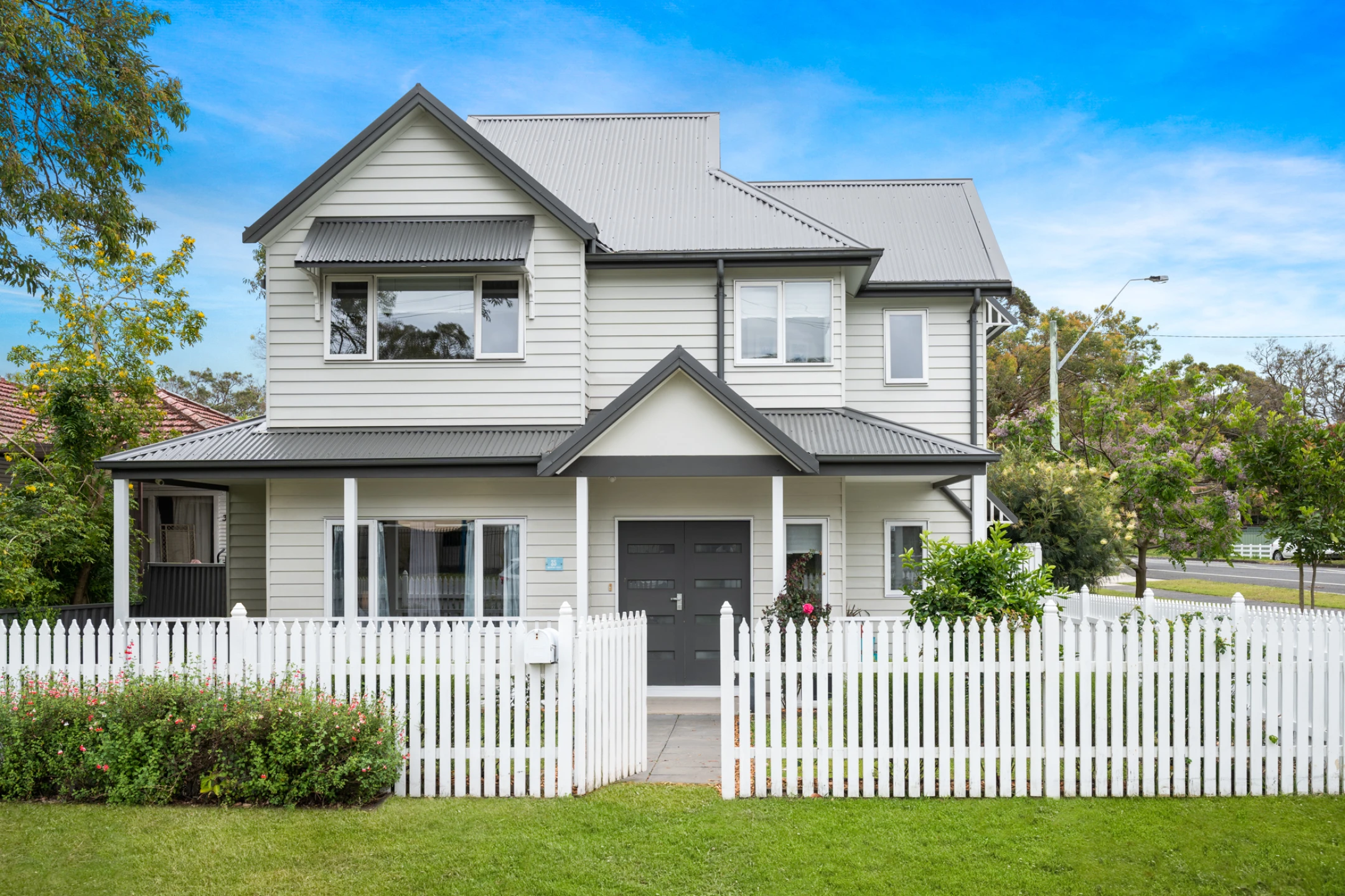 Property enquiry form background image