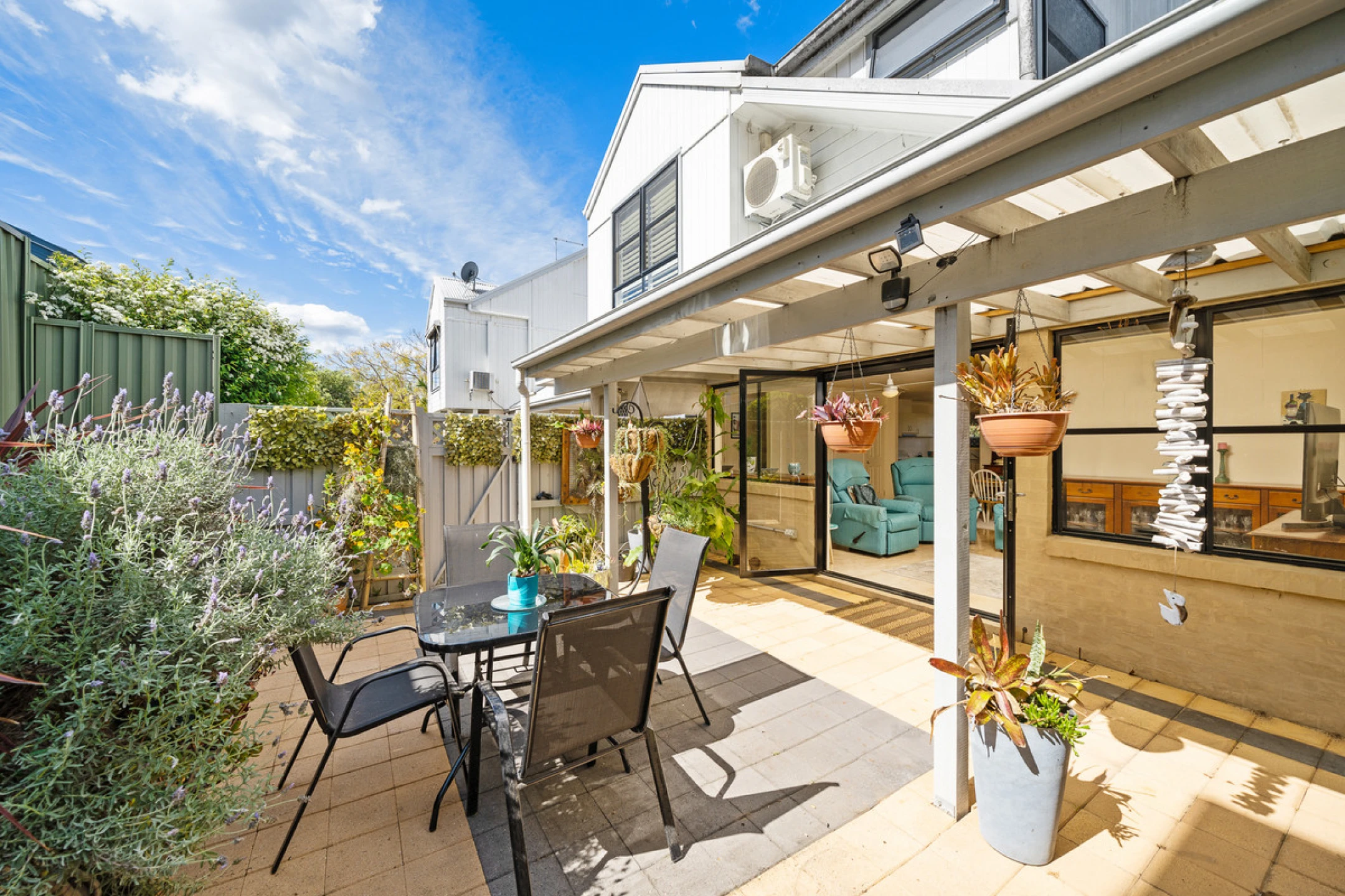 Property enquiry form background image