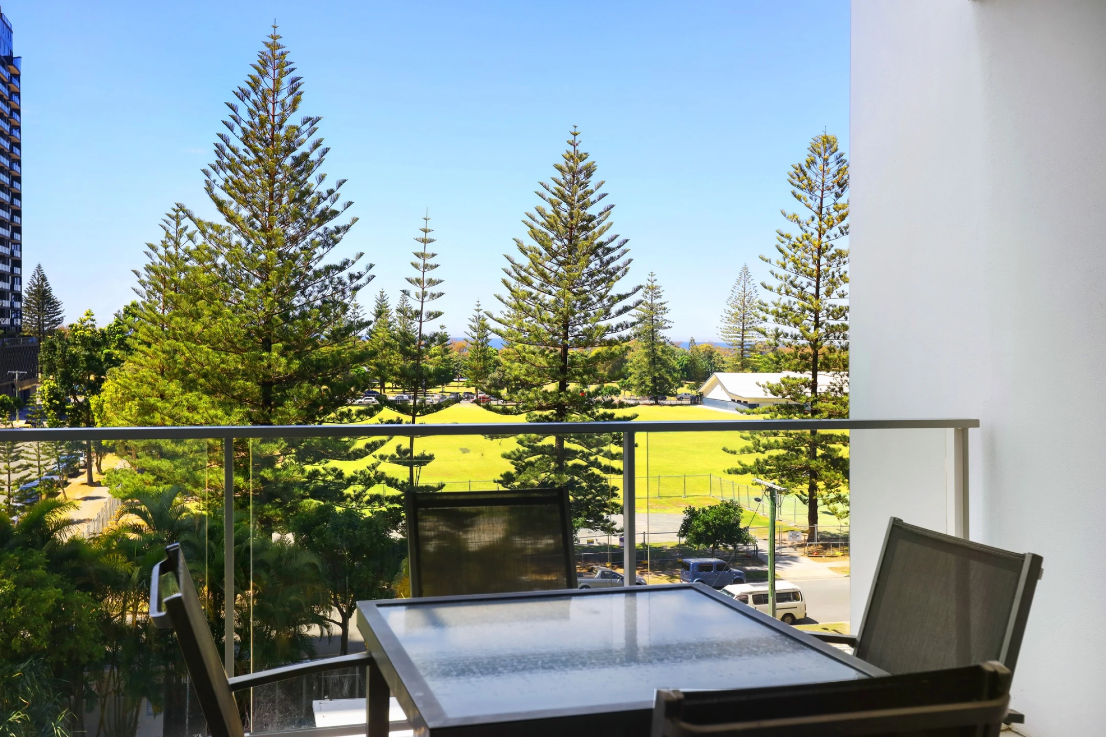 41 / 25 Surf Parade, Broadbeach QLD 4218, Broadbeach - Thumbnail 4