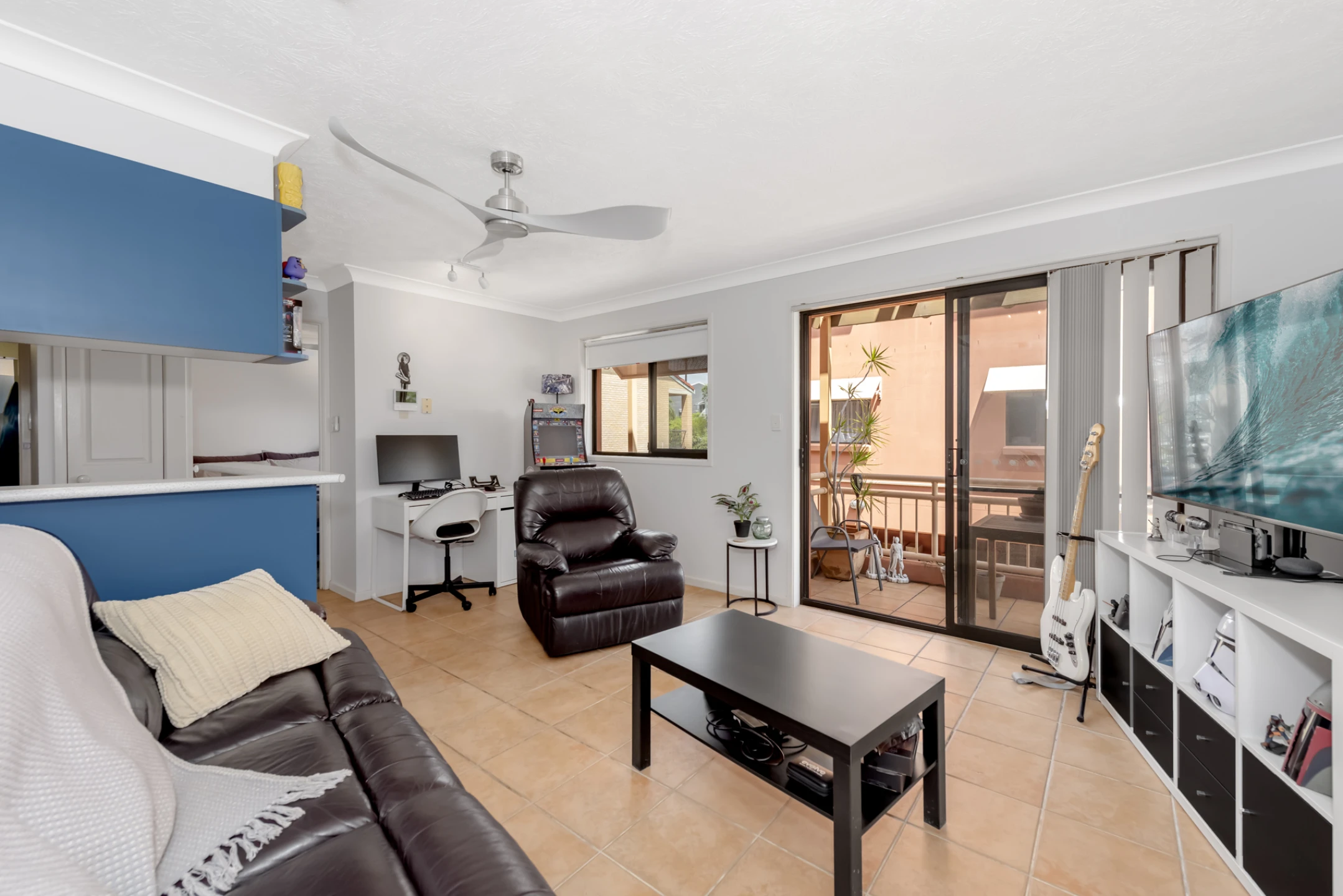 4 / 23 Second Avenue, Broadbeach QLD 4218, Broadbeach - Thumbnail 2