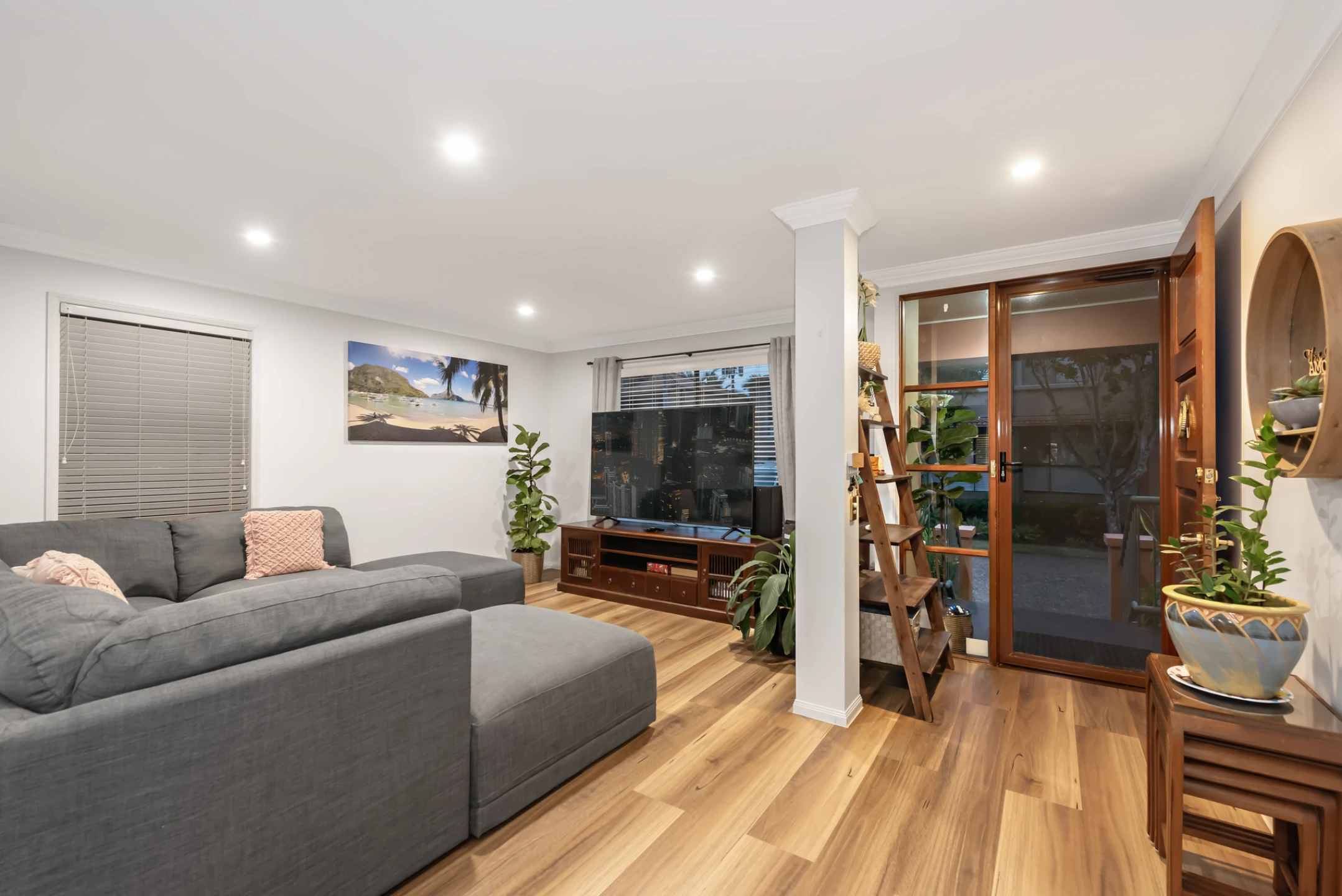61 / 20 Fairway Drive, Clear Island Waters QLD 4226, Clear Island Waters - Thumbnail 4
