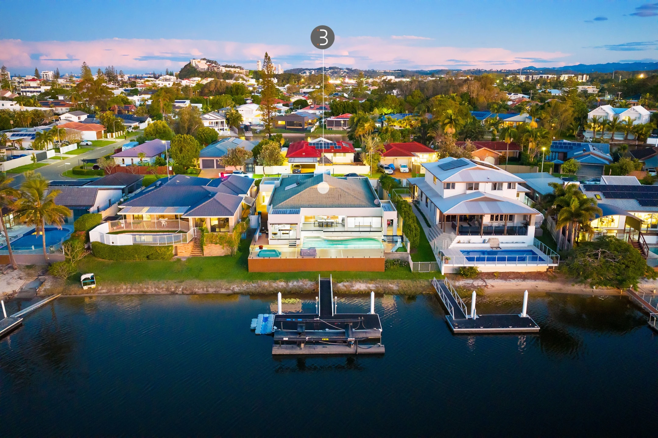 5 Kurrawa Avenue, Mermaid Waters QLD 4218, Mermaid Waters - Thumbnail 4