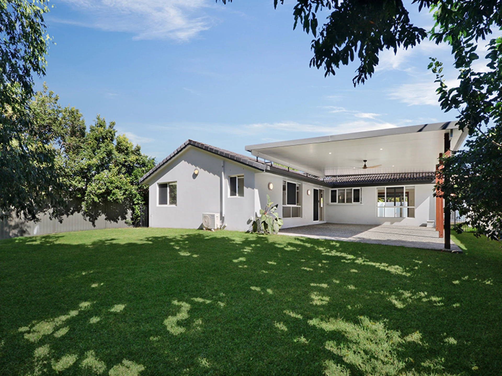 15 Dame Patti Avenue, Mermaid Waters QLD 4218, Mermaid Waters - Thumbnail 3