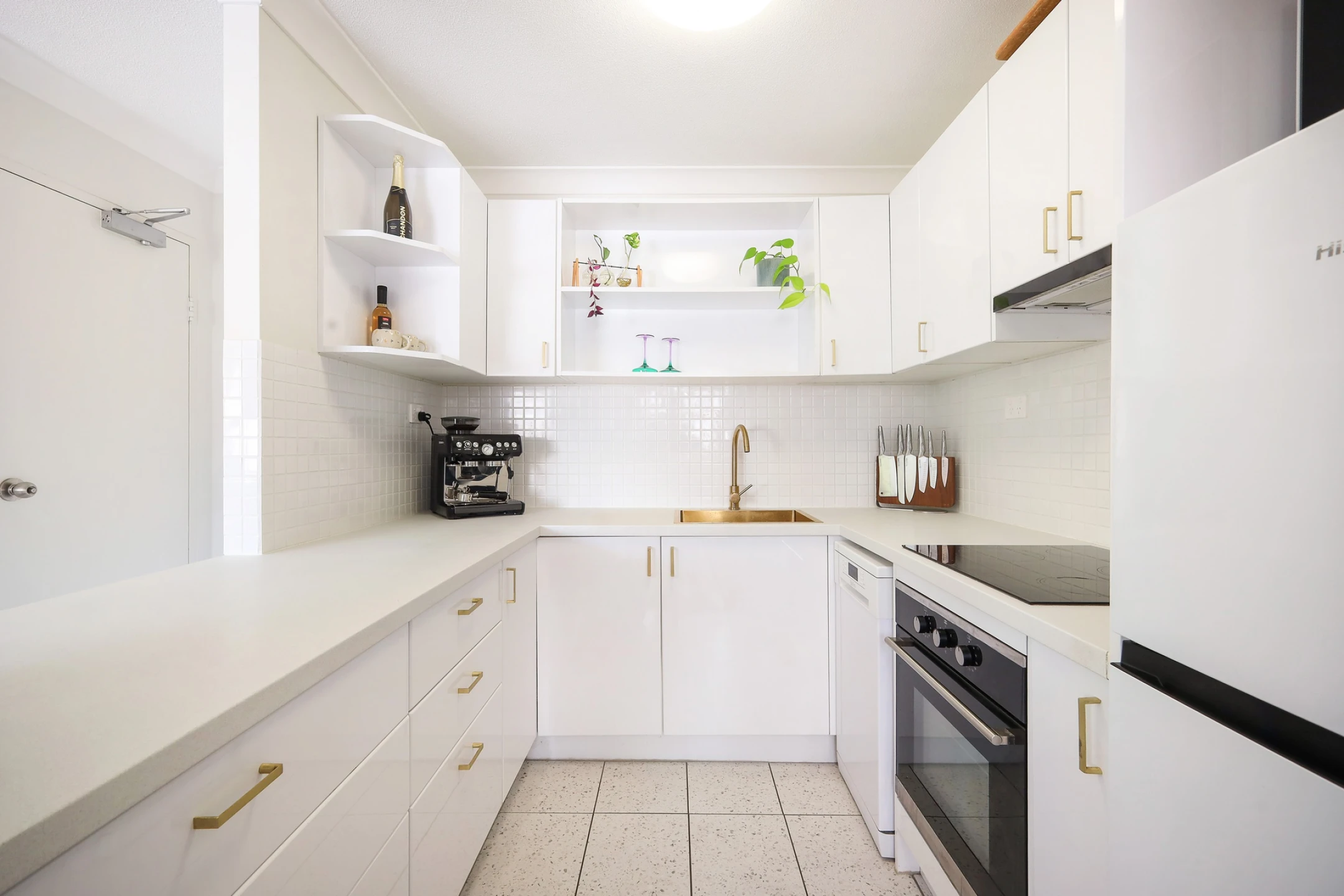 39 / 27 Peninsular Drive, Surfers Paradise QLD 4217, Surfers Paradise - Thumbnail 5