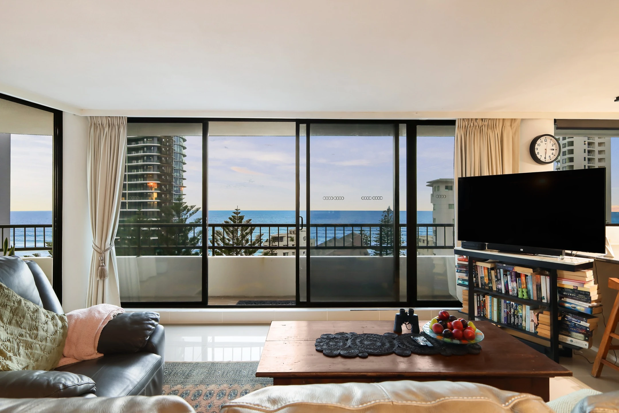 11A / 18 Aubrey Street, Surfers Paradise QLD 4217, Surfers Paradise - Thumbnail 4