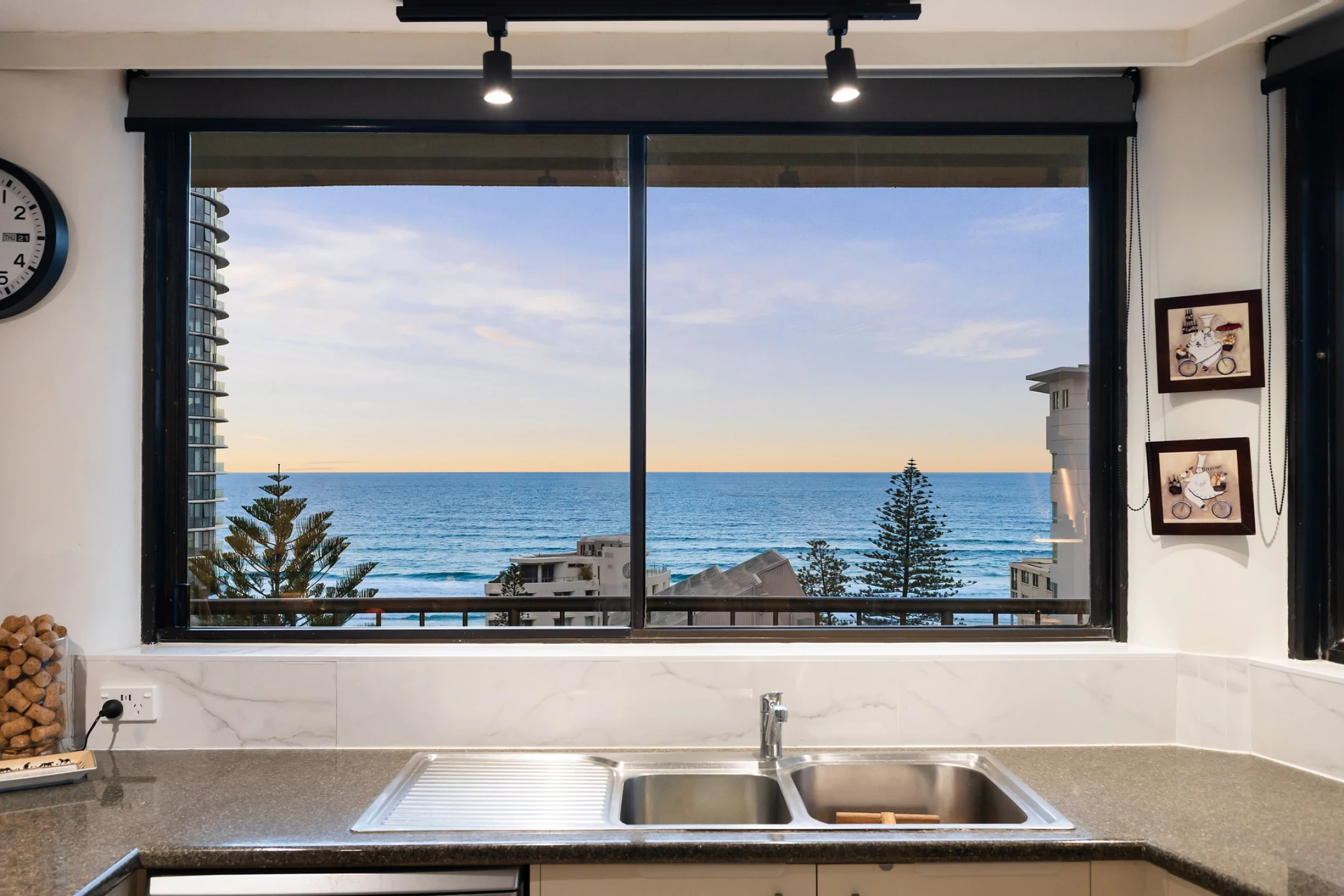 11A / 18 Aubrey Street, Surfers Paradise QLD 4217, Surfers Paradise - Thumbnail 6