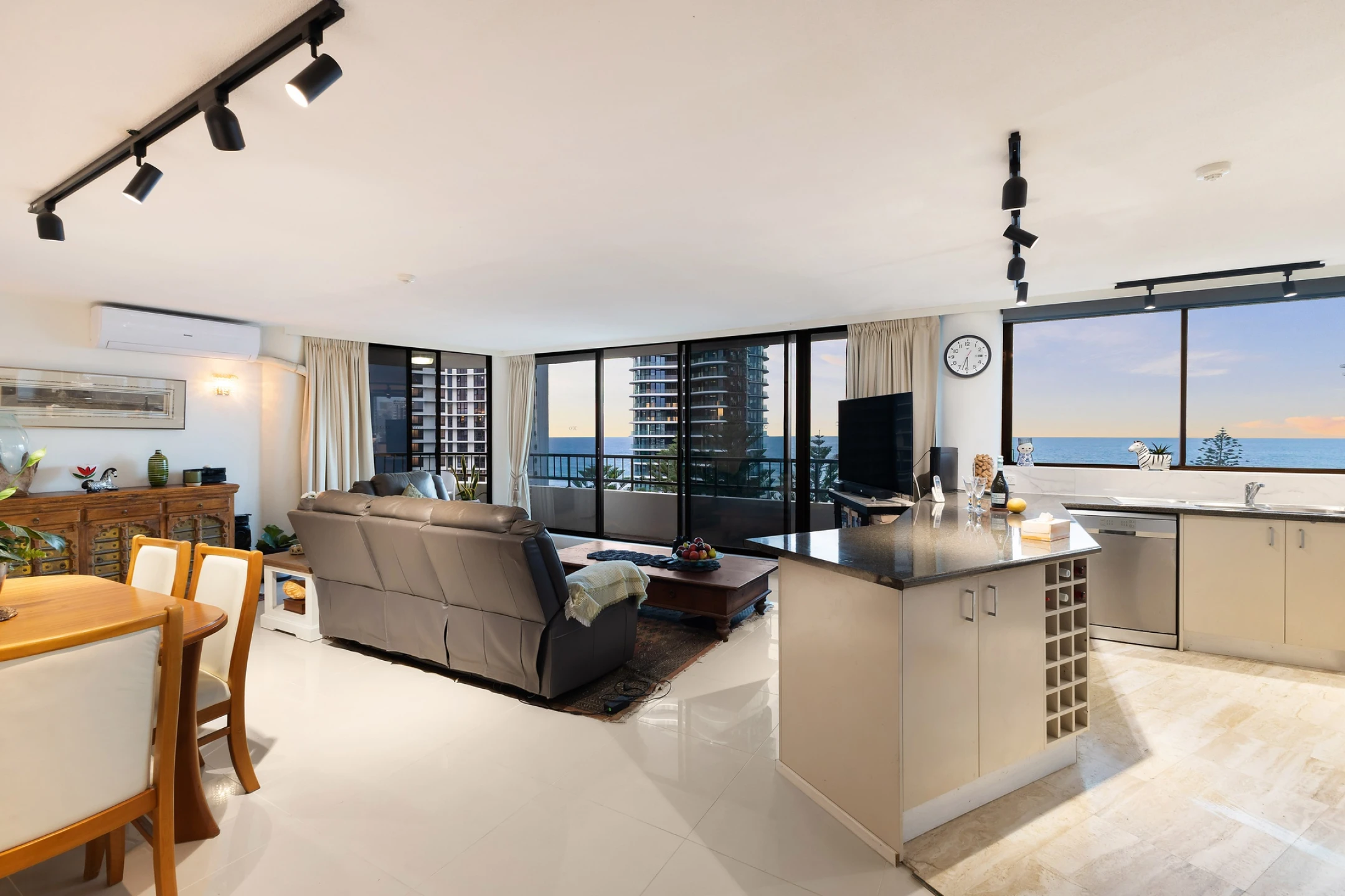 11A / 18 Aubrey Street, Surfers Paradise QLD 4217, Surfers Paradise - Thumbnail 7