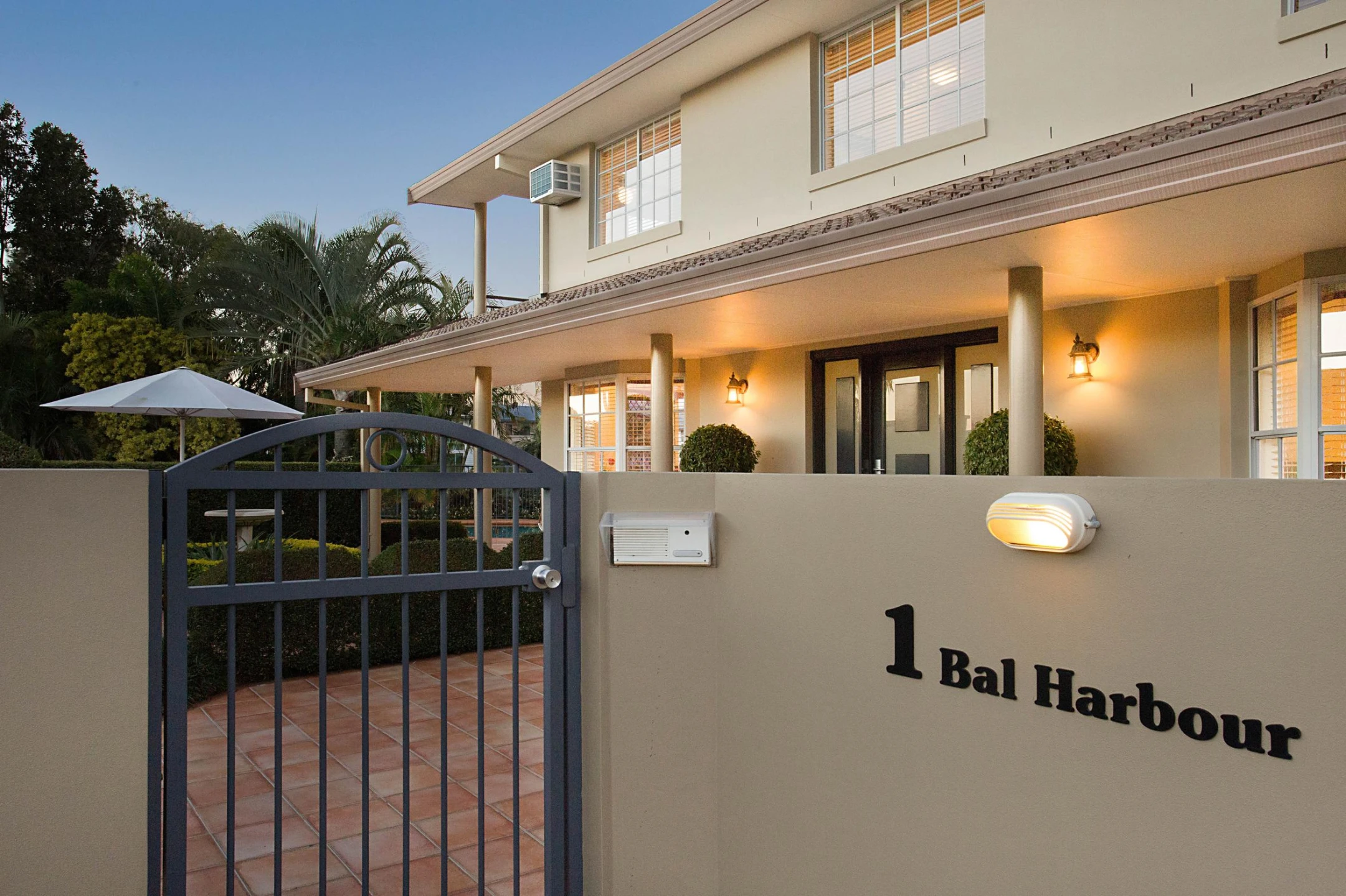1 Bal Harbour, Broadbeach Waters QLD 4218, Broadbeach Waters - Thumbnail 4