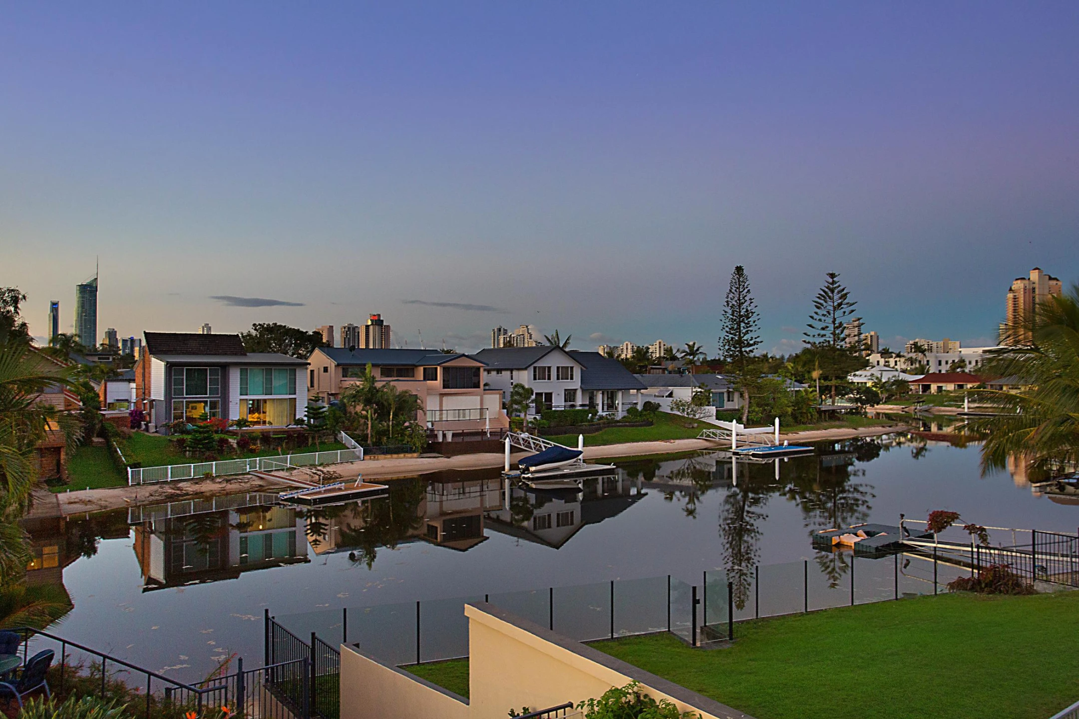1 Bal Harbour, Broadbeach Waters QLD 4218, Broadbeach Waters - Thumbnail 2
