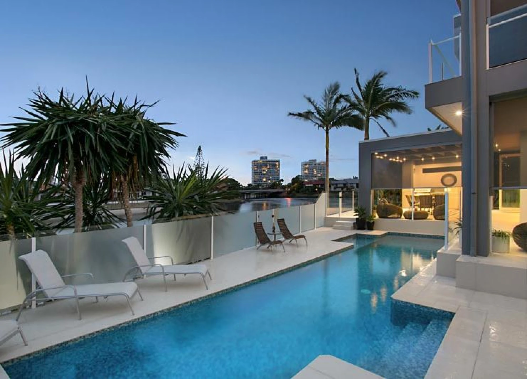 12 Helen Court, Broadbeach Waters QLD 4218, Broadbeach Waters - Thumbnail 4