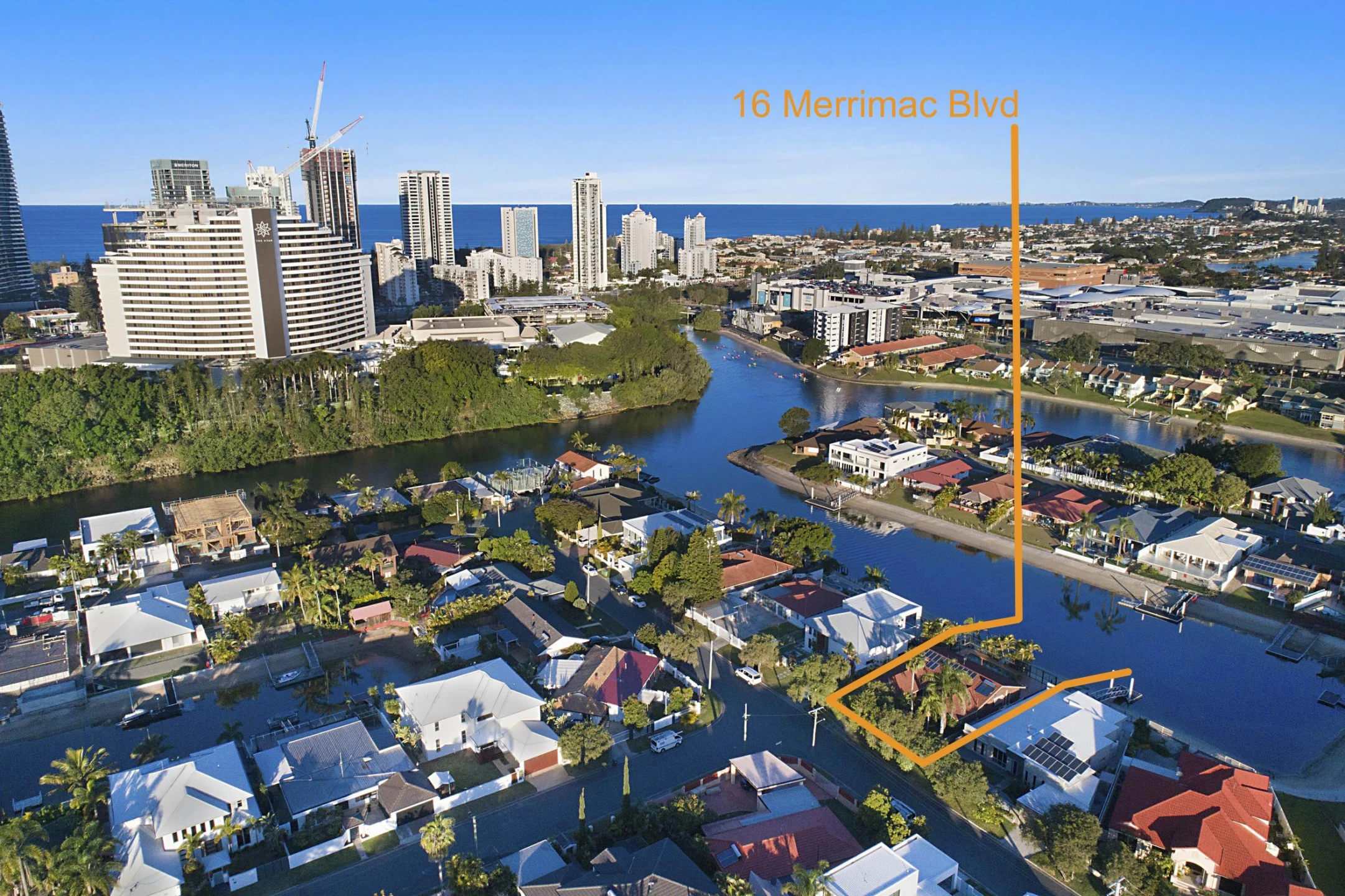 16 Merrimac Boulevard, Broadbeach Waters QLD 4218, Broadbeach Waters - Thumbnail 3