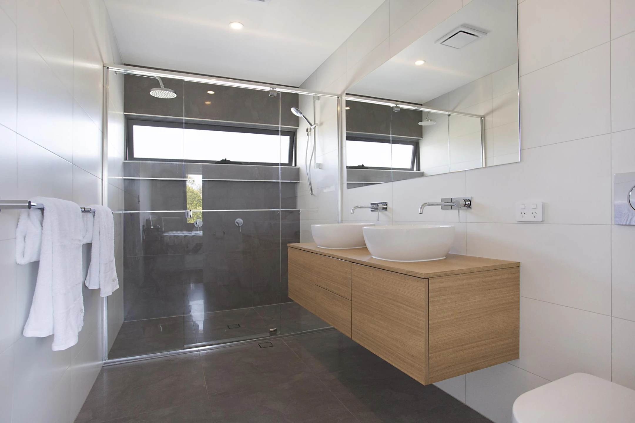 16 Vista Street, Elanora QLD 4221, Elanora - Thumbnail 8