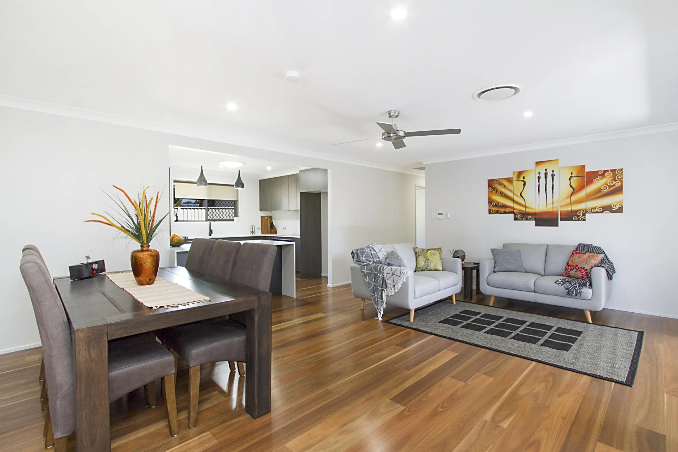 12 Metricup Court, Mermaid Waters QLD 4218, Mermaid Waters - Thumbnail 4