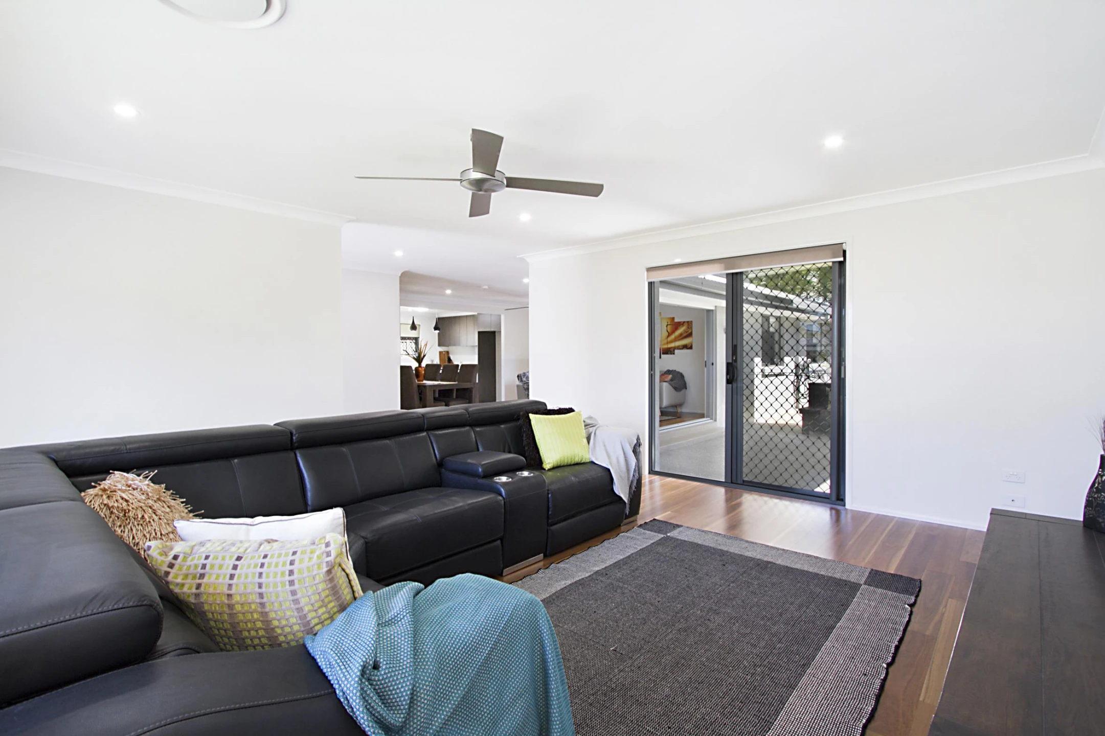 12 Metricup Court, Mermaid Waters QLD 4218, Mermaid Waters - Thumbnail 5