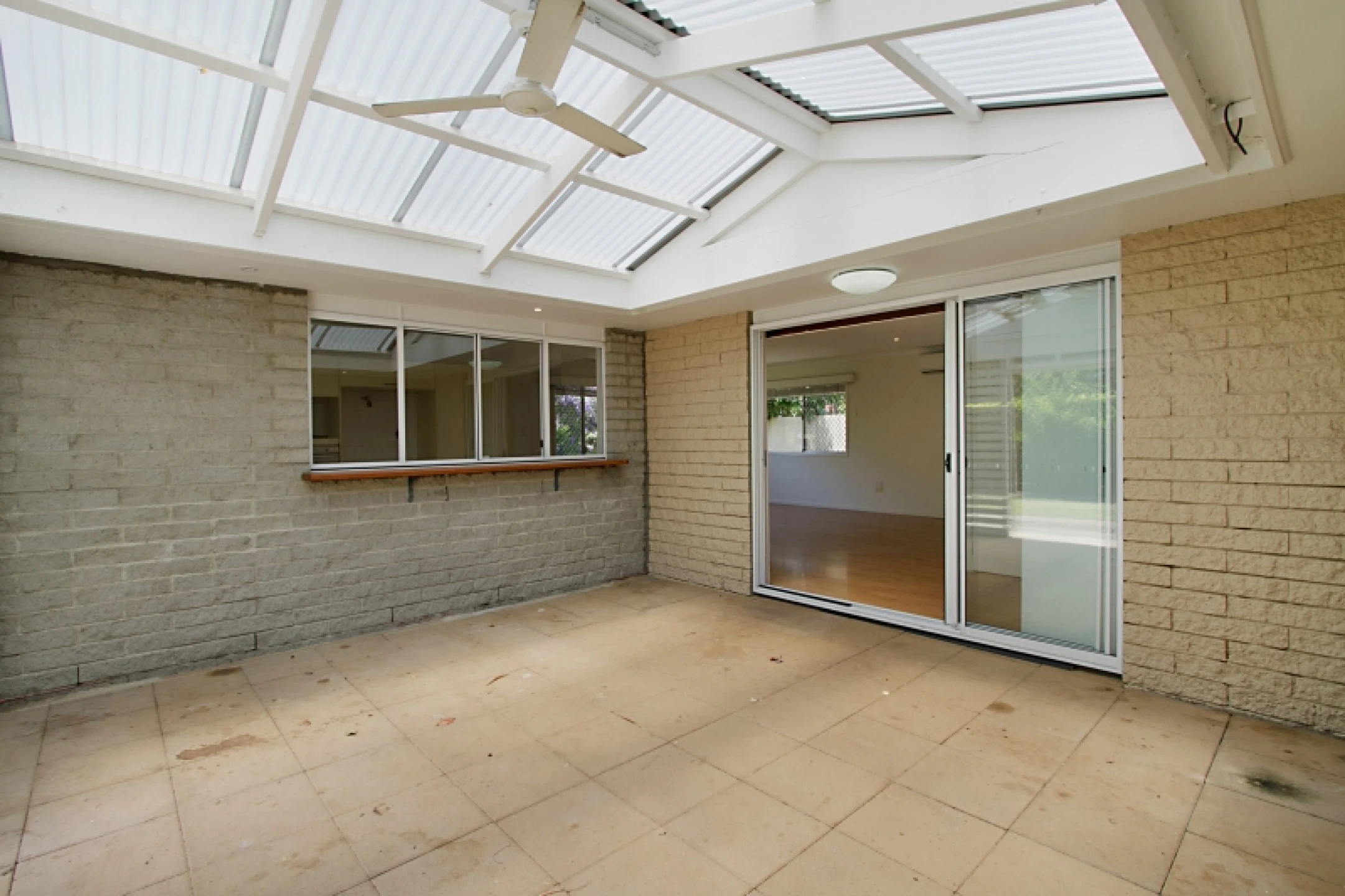 3 Allambi Avenue, Broadbeach Waters QLD 4218, Broadbeach Waters - Thumbnail 3