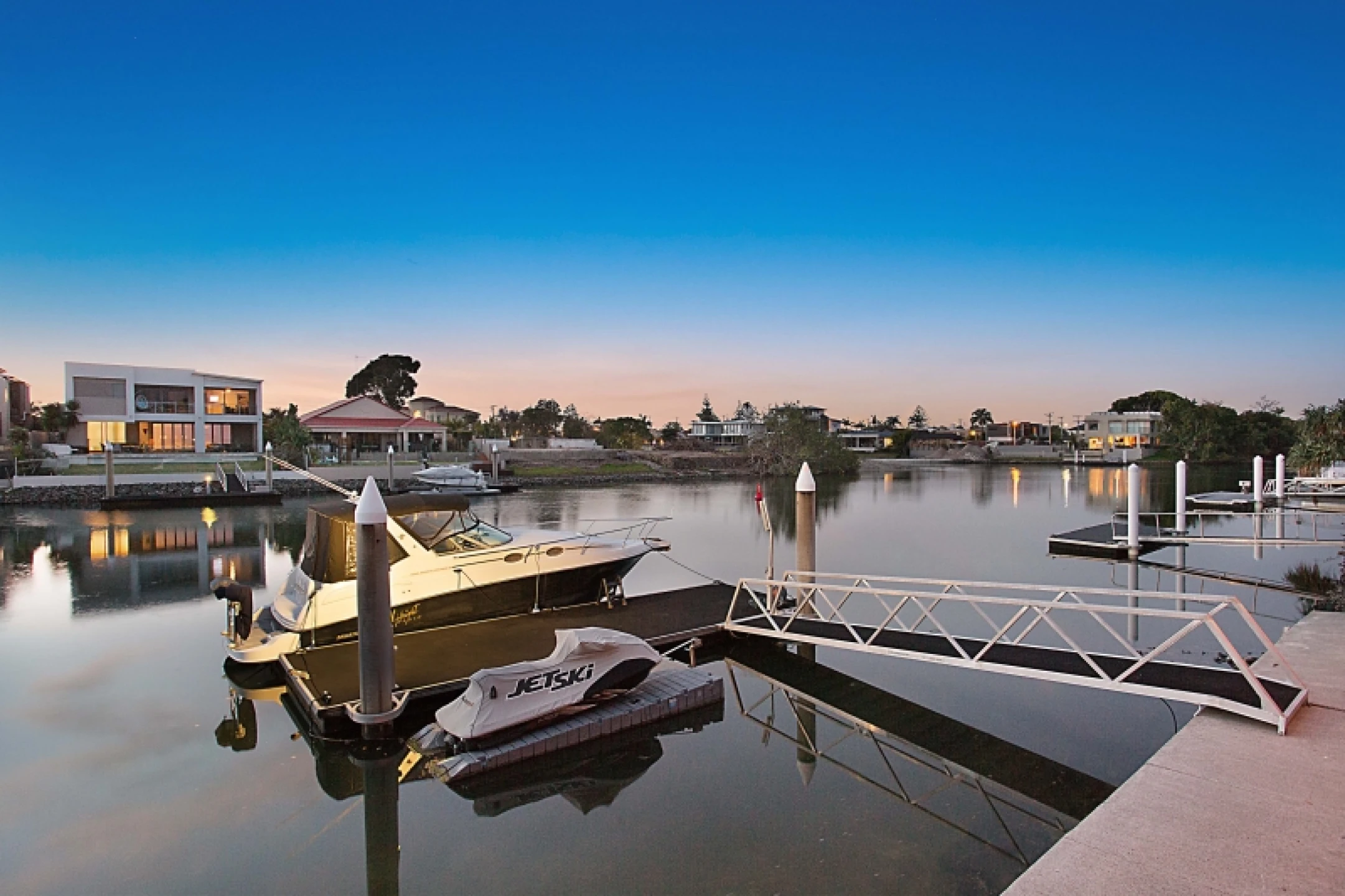 1 Allambi Avenue, Broadbeach Waters QLD 4218, Broadbeach Waters - Thumbnail 5