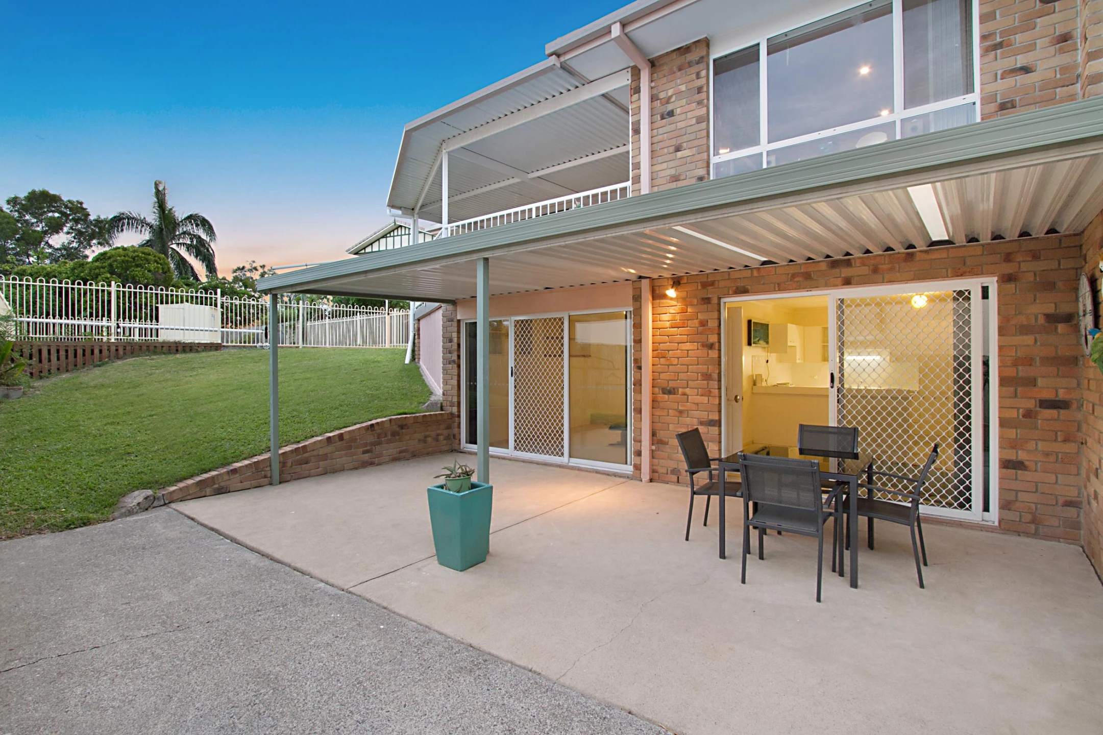 6 Macrobert Street, Highland Park QLD 4211, Highland Park - Thumbnail 2